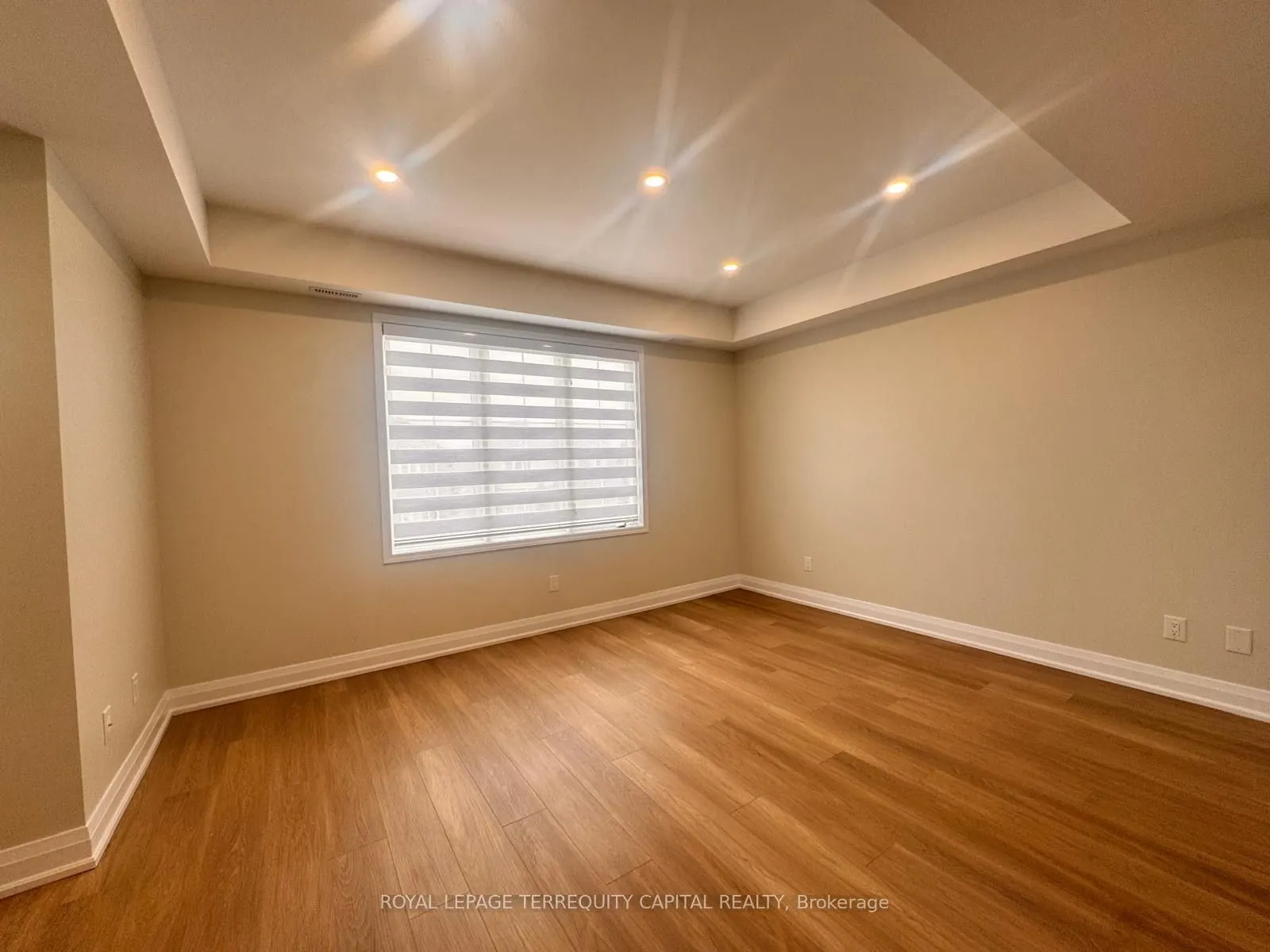 344 Edgehill Drive, #Upper