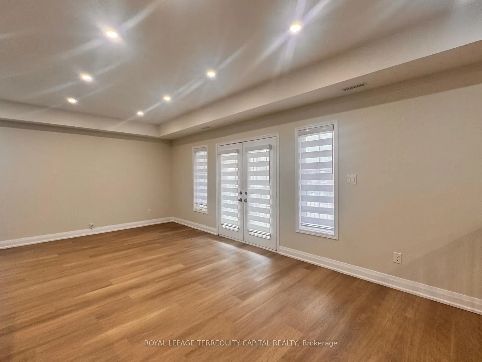 344 Edgehill Drive, #Upper
