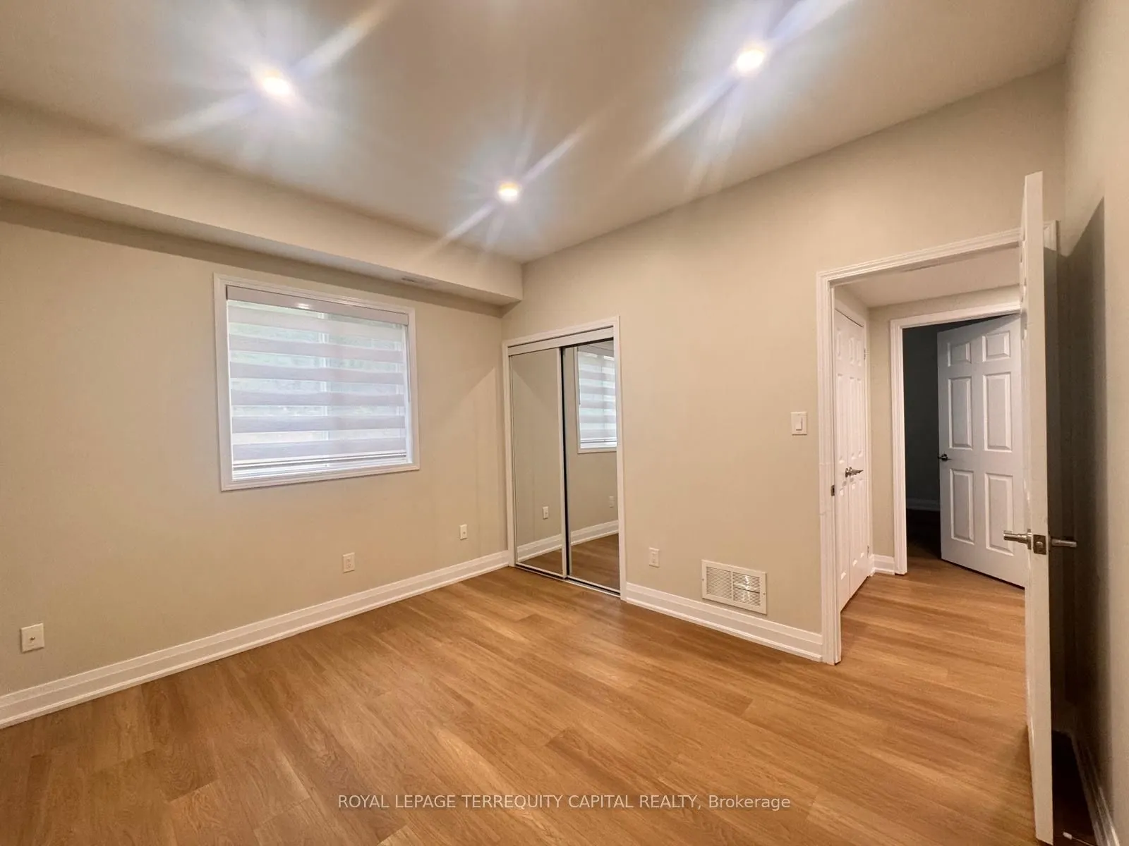 344 Edgehill Drive, #Upper