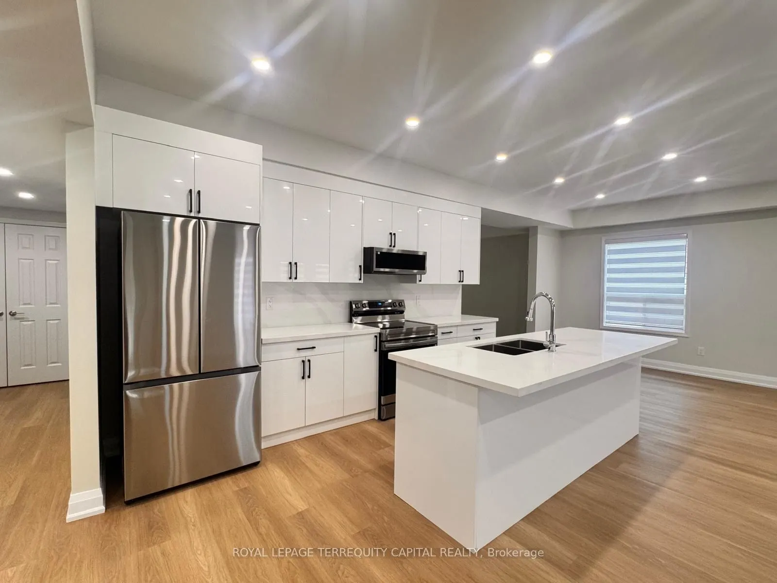 344 Edgehill Drive, #Upper