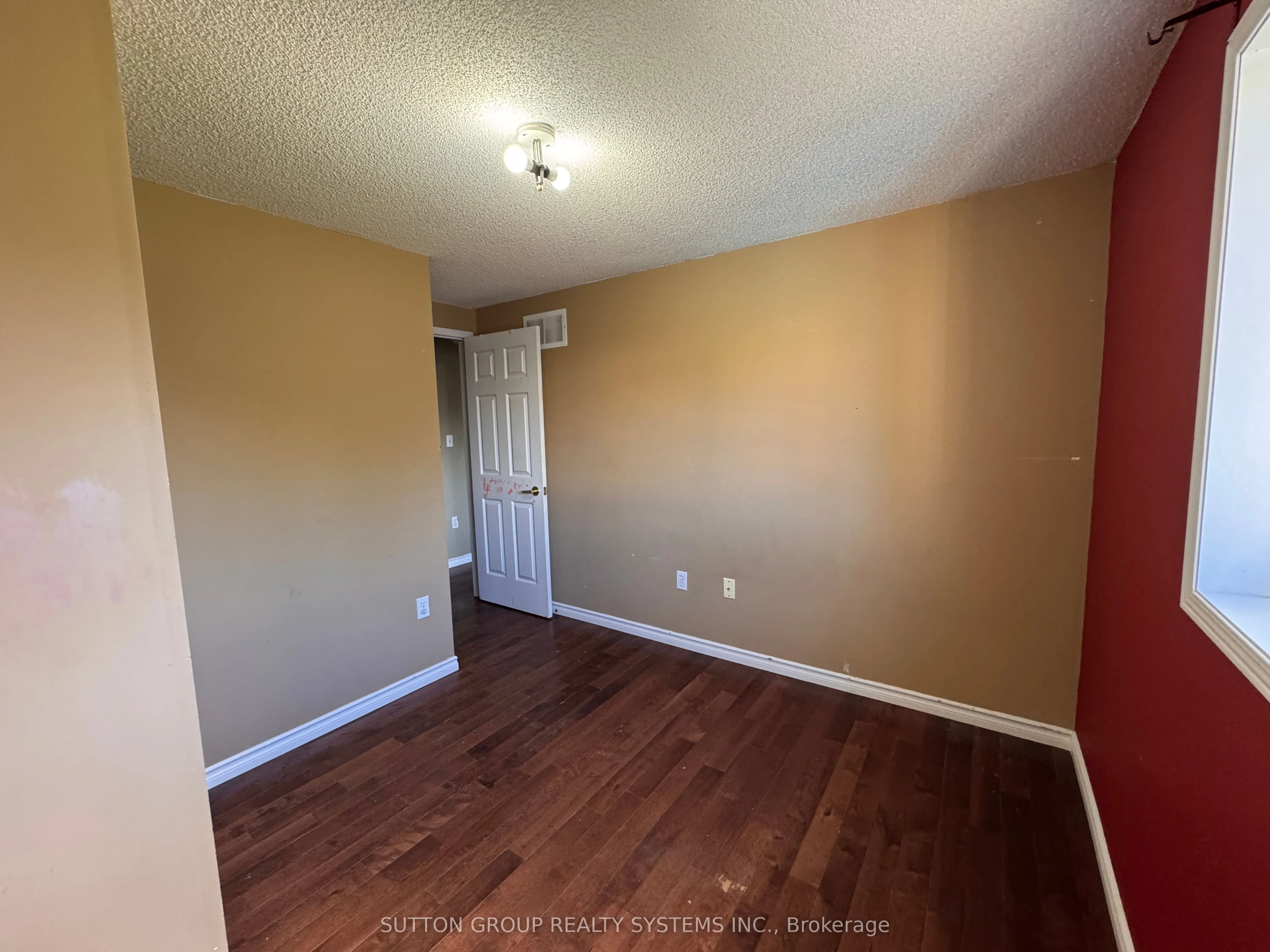53 Hersey Crescent