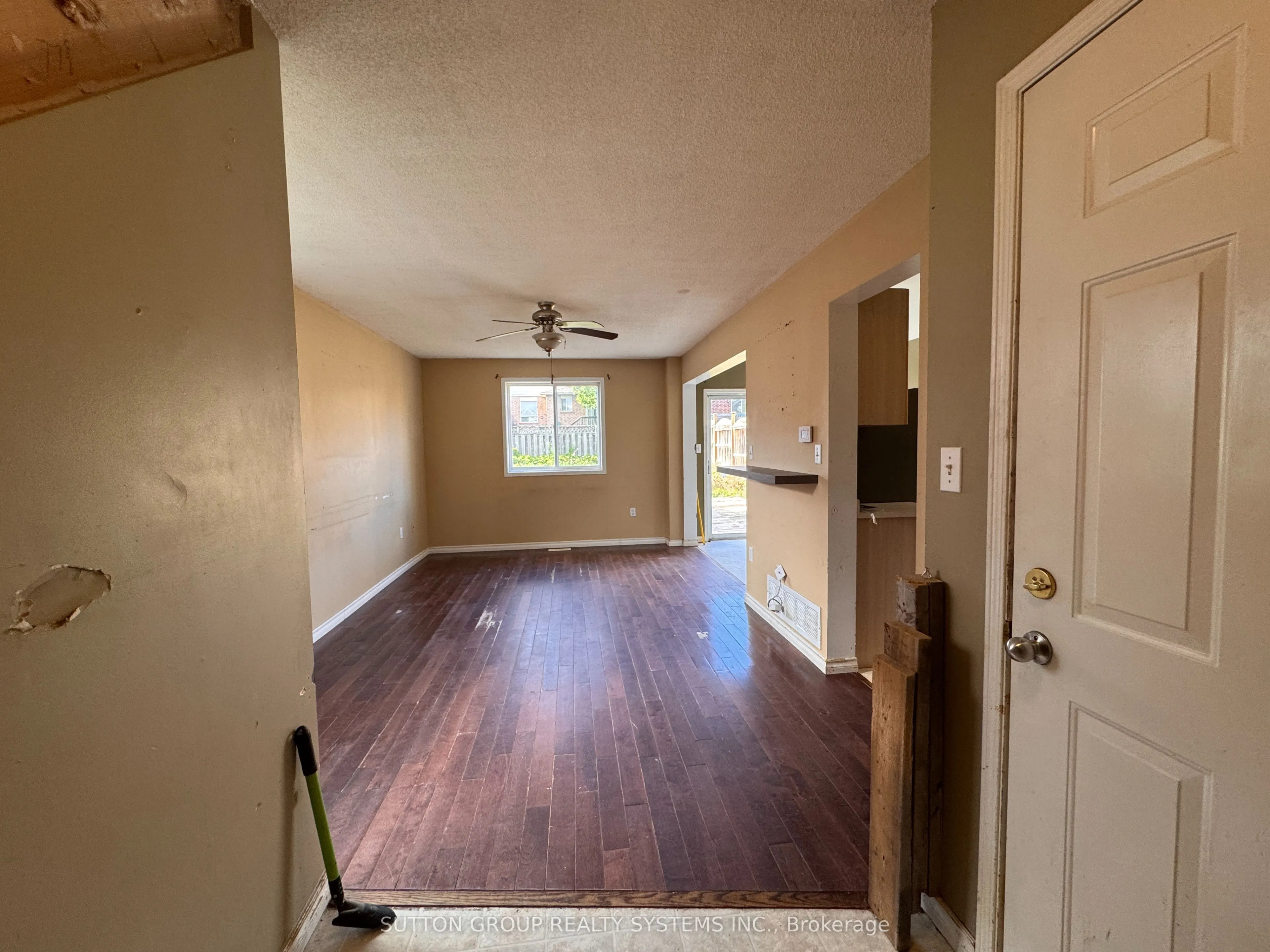 53 Hersey Crescent