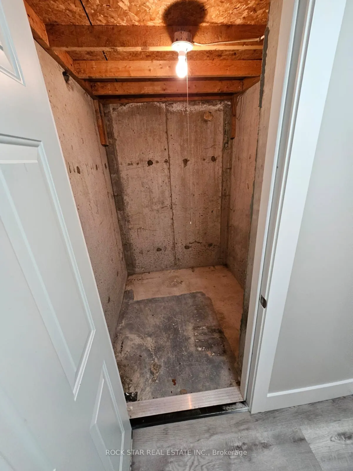 46 Laidlaw Drive, #2
