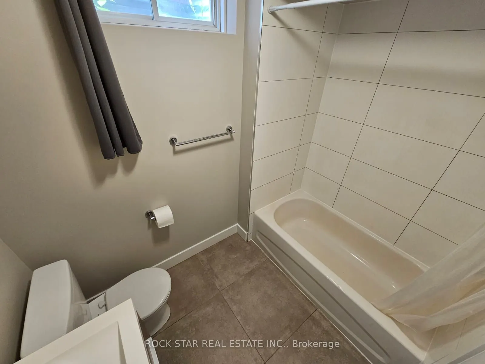 46 Laidlaw Drive, #2