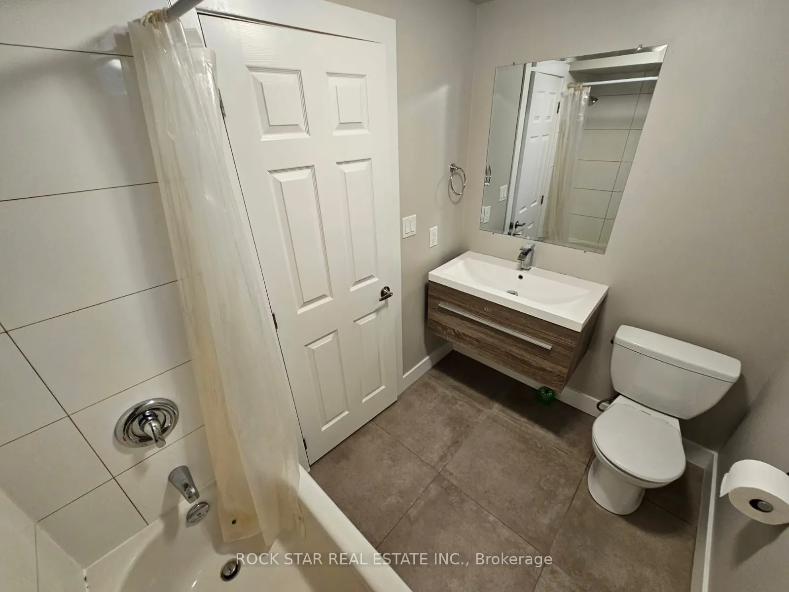 46 Laidlaw Drive, #2