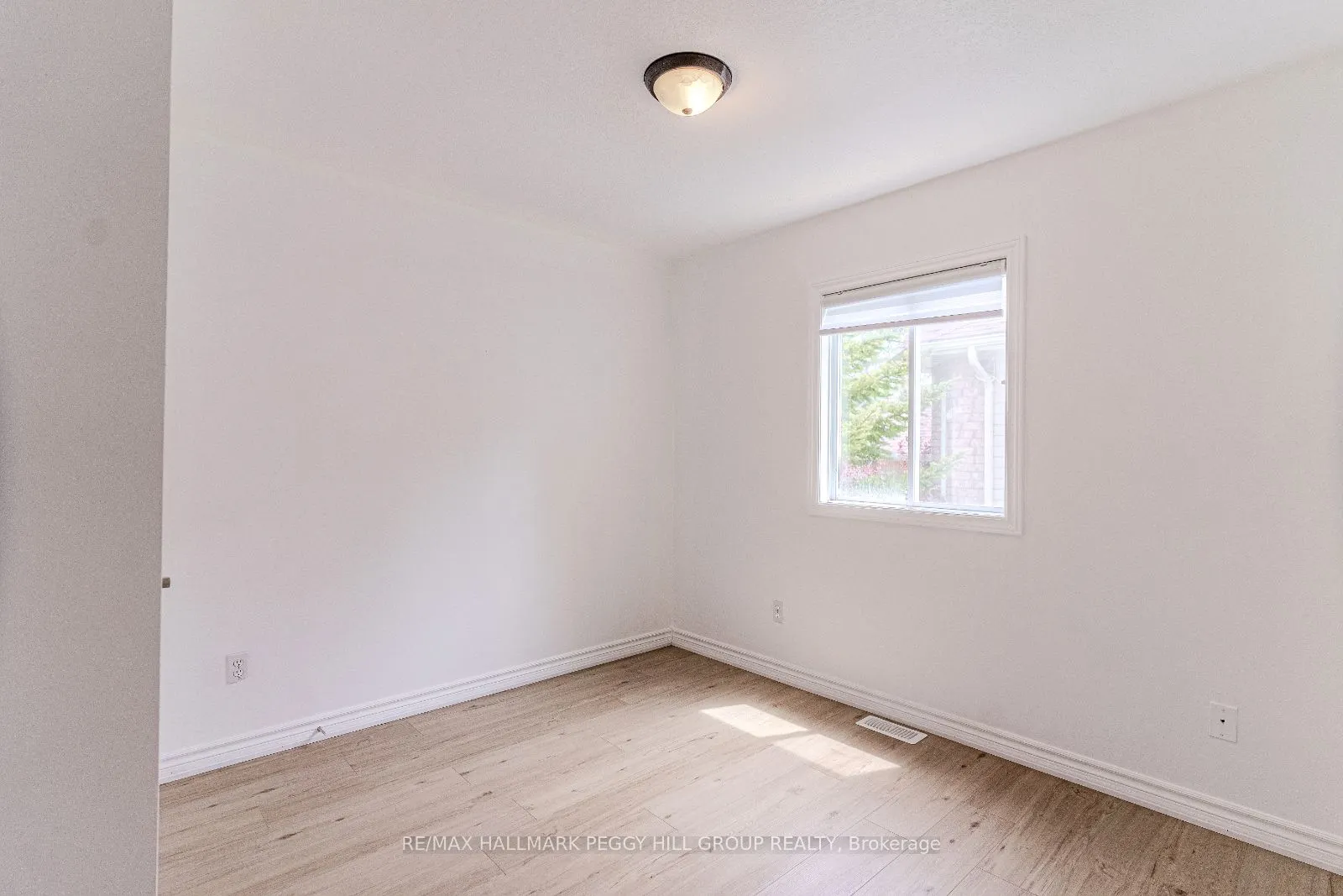 32 54th Street S, #Upper