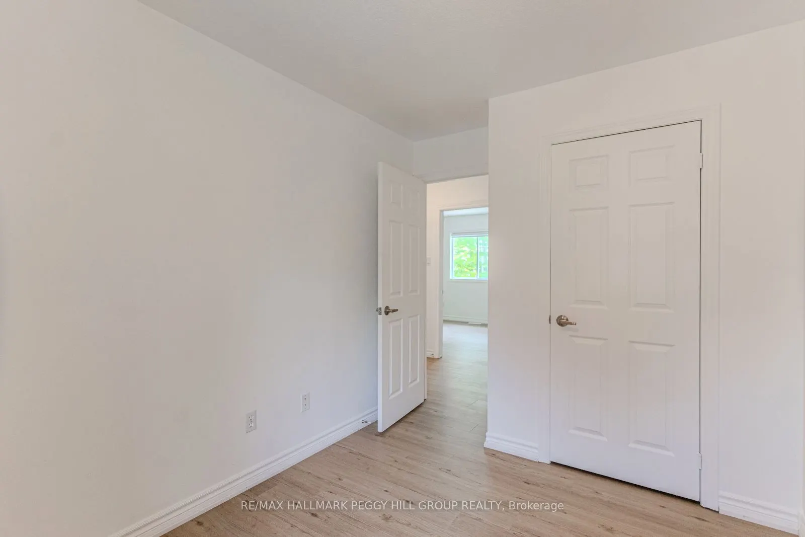32 54th Street S, #Upper