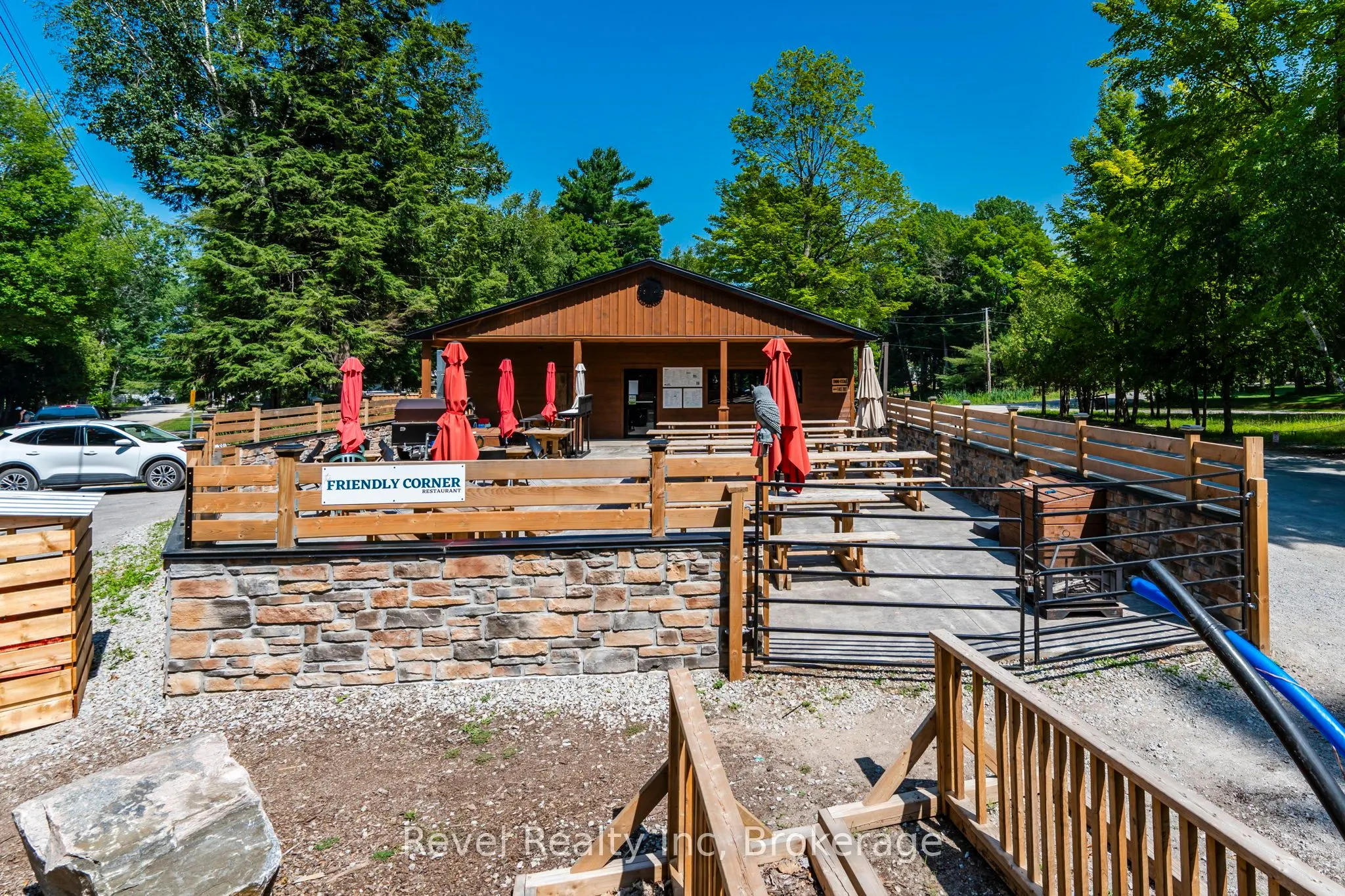 33 Belcourt Crescent