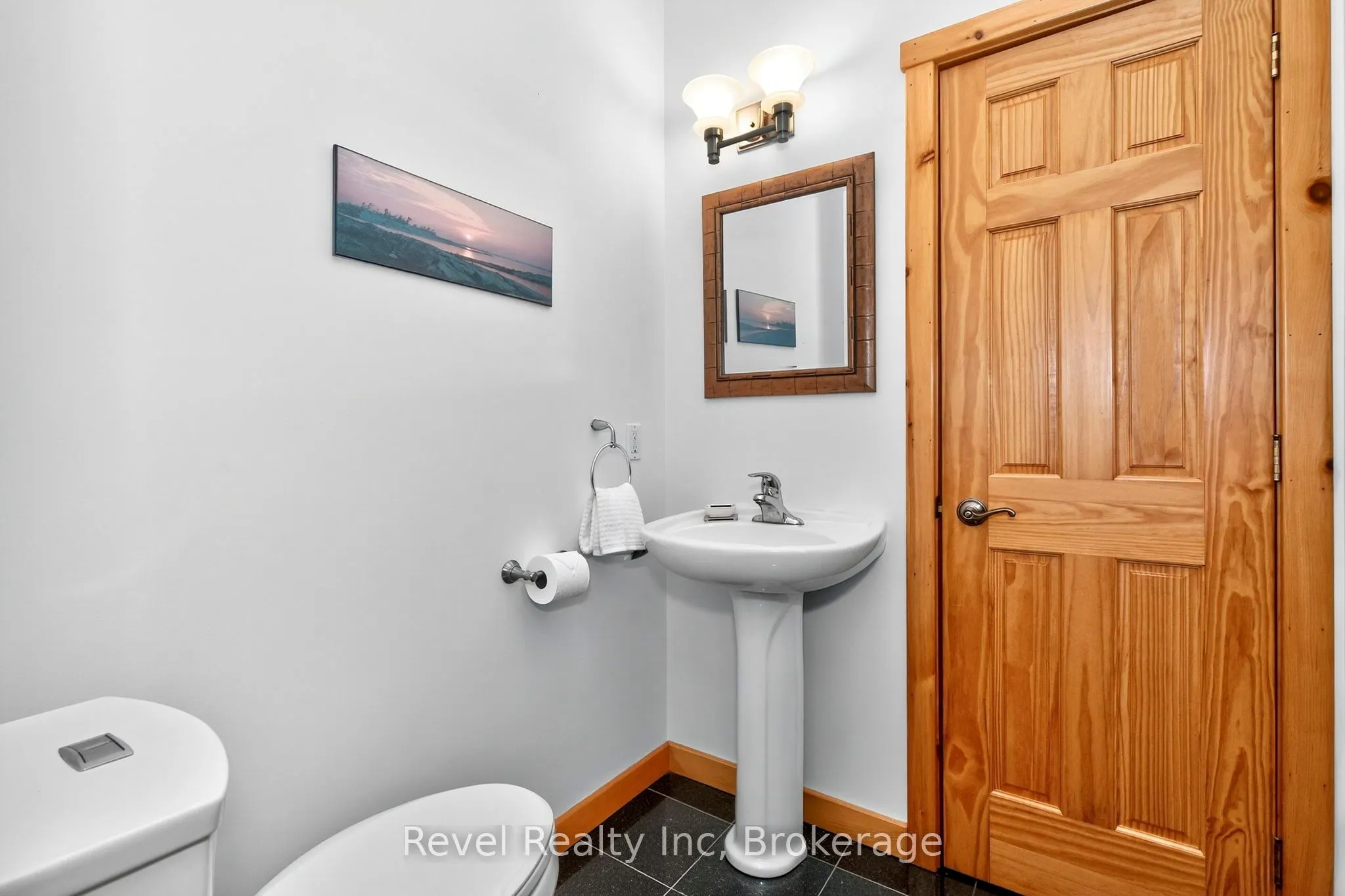 33 Belcourt Crescent