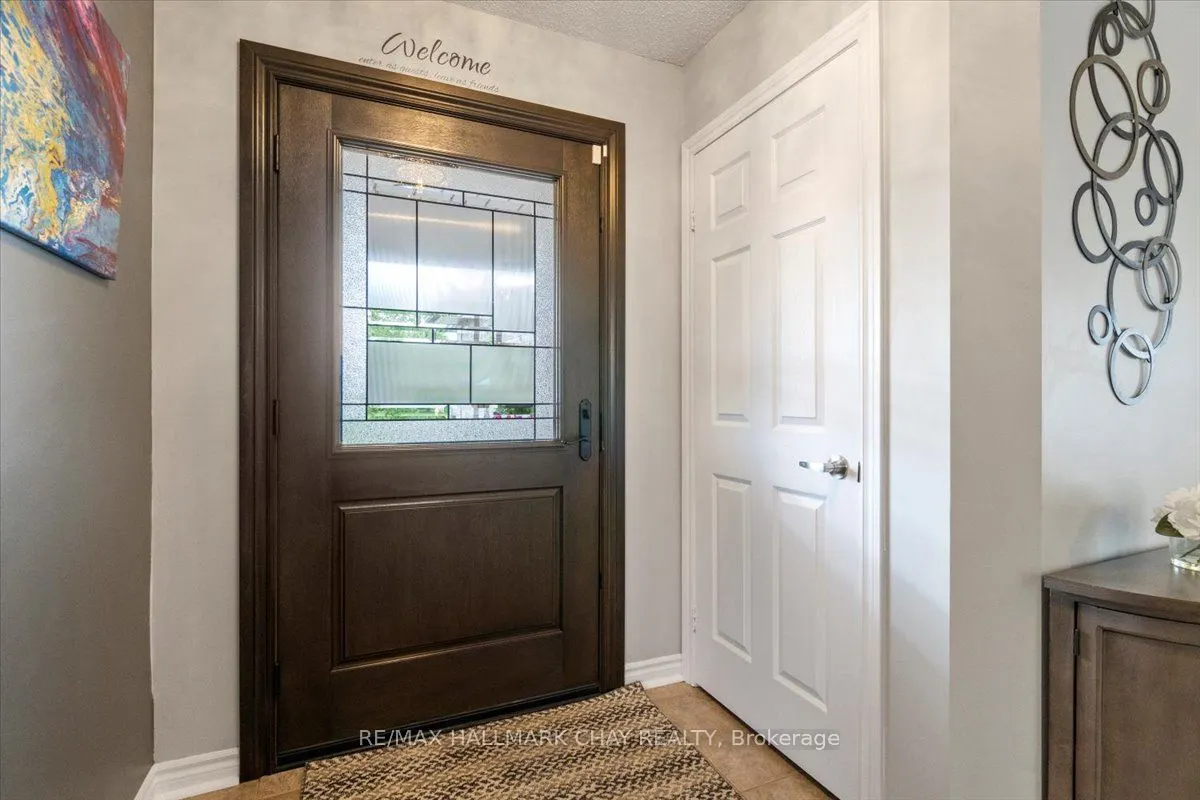 20 Stoneybrook Crescent