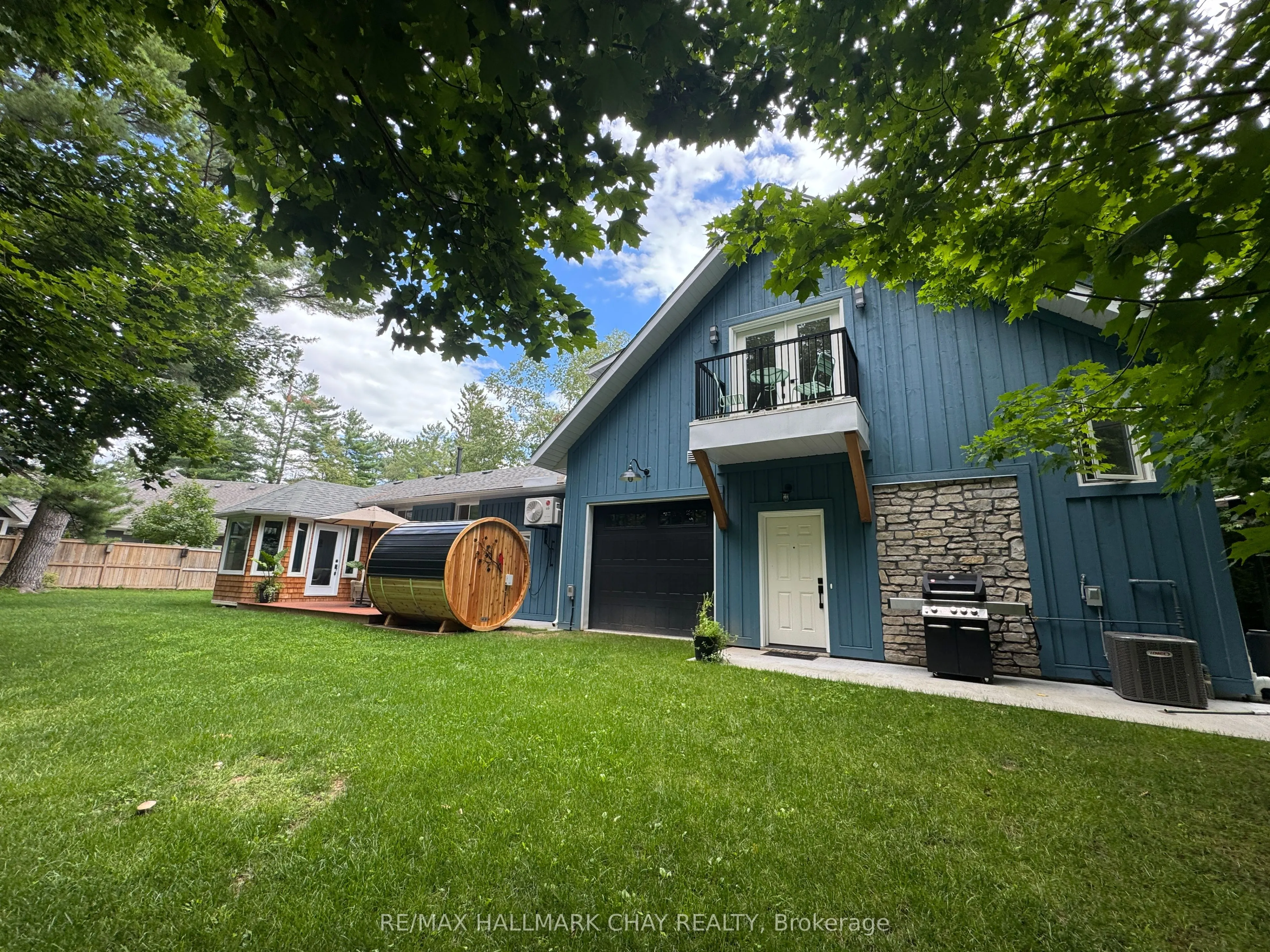 18 Lawrence Avenue
