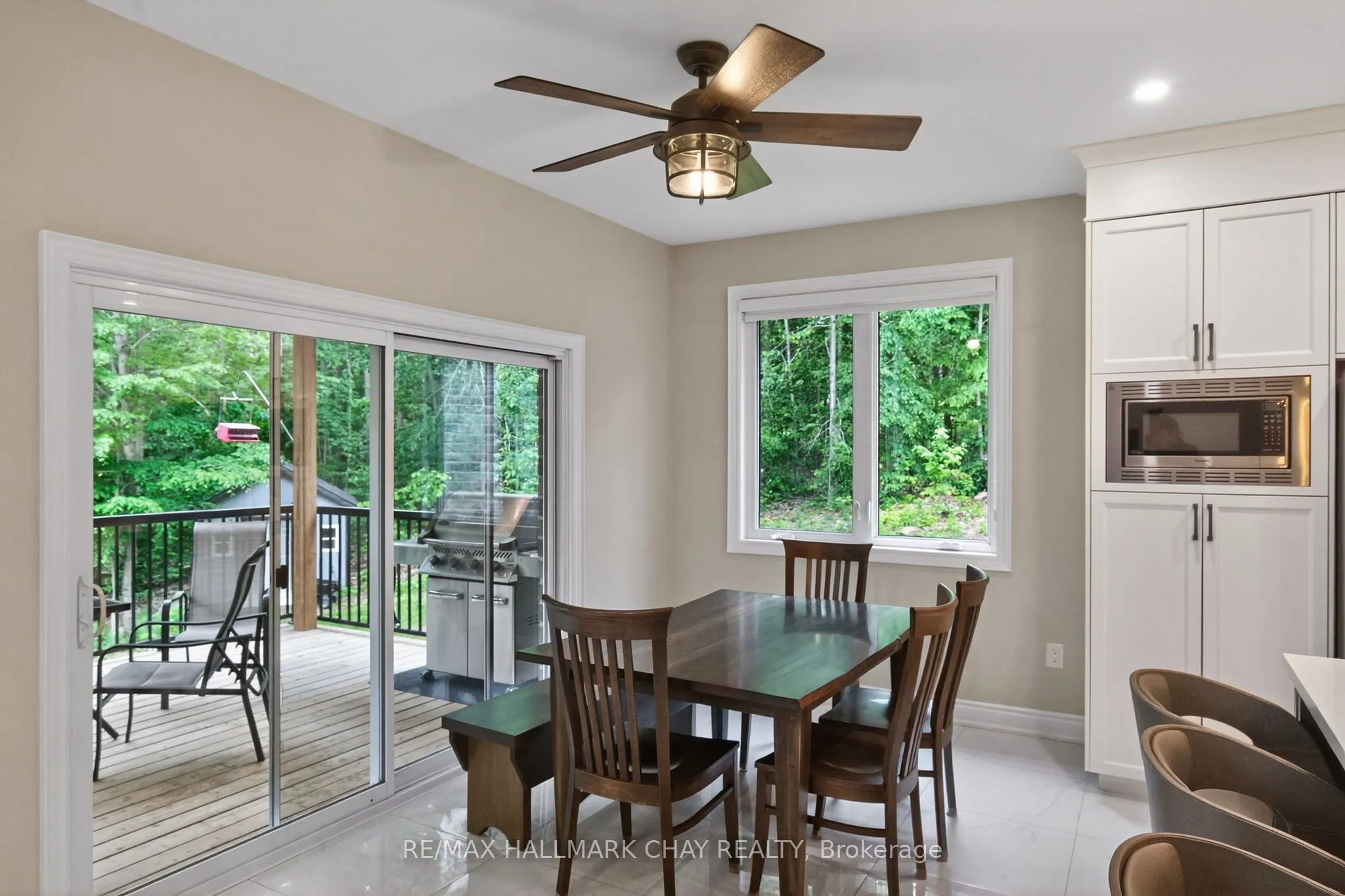 2 Timberland Court S