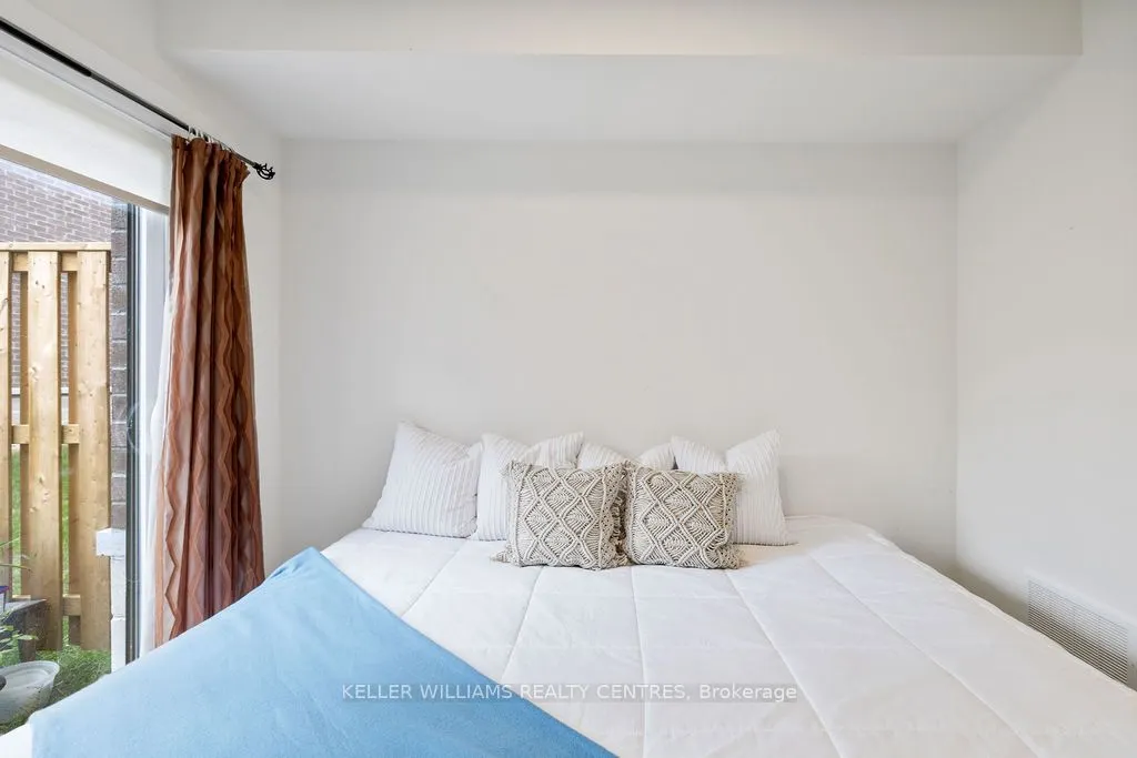 9 Winters Crescent, #25