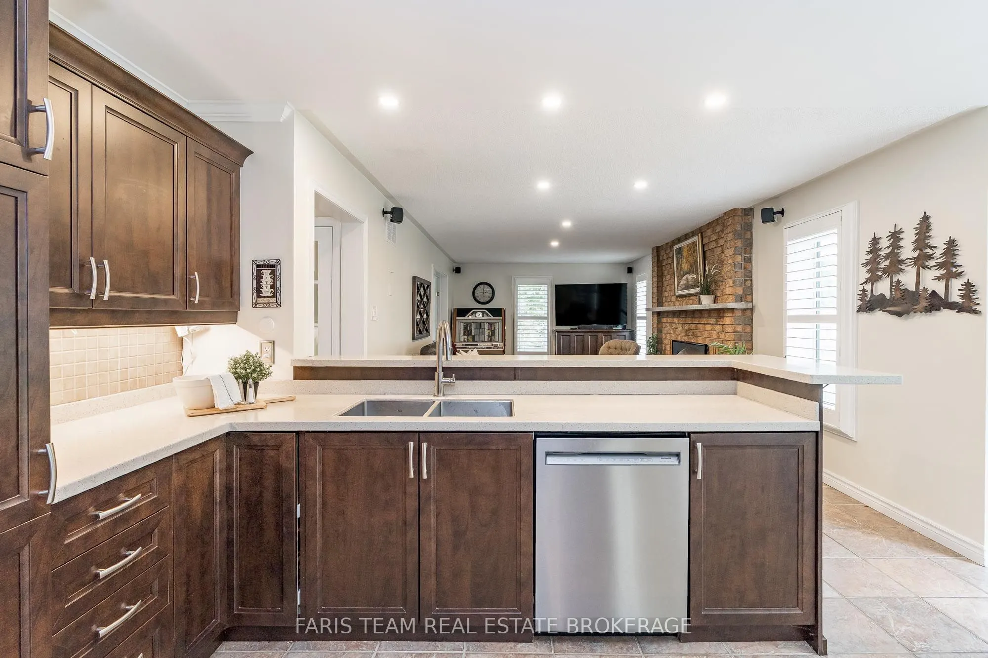 33 Willow Landing Road