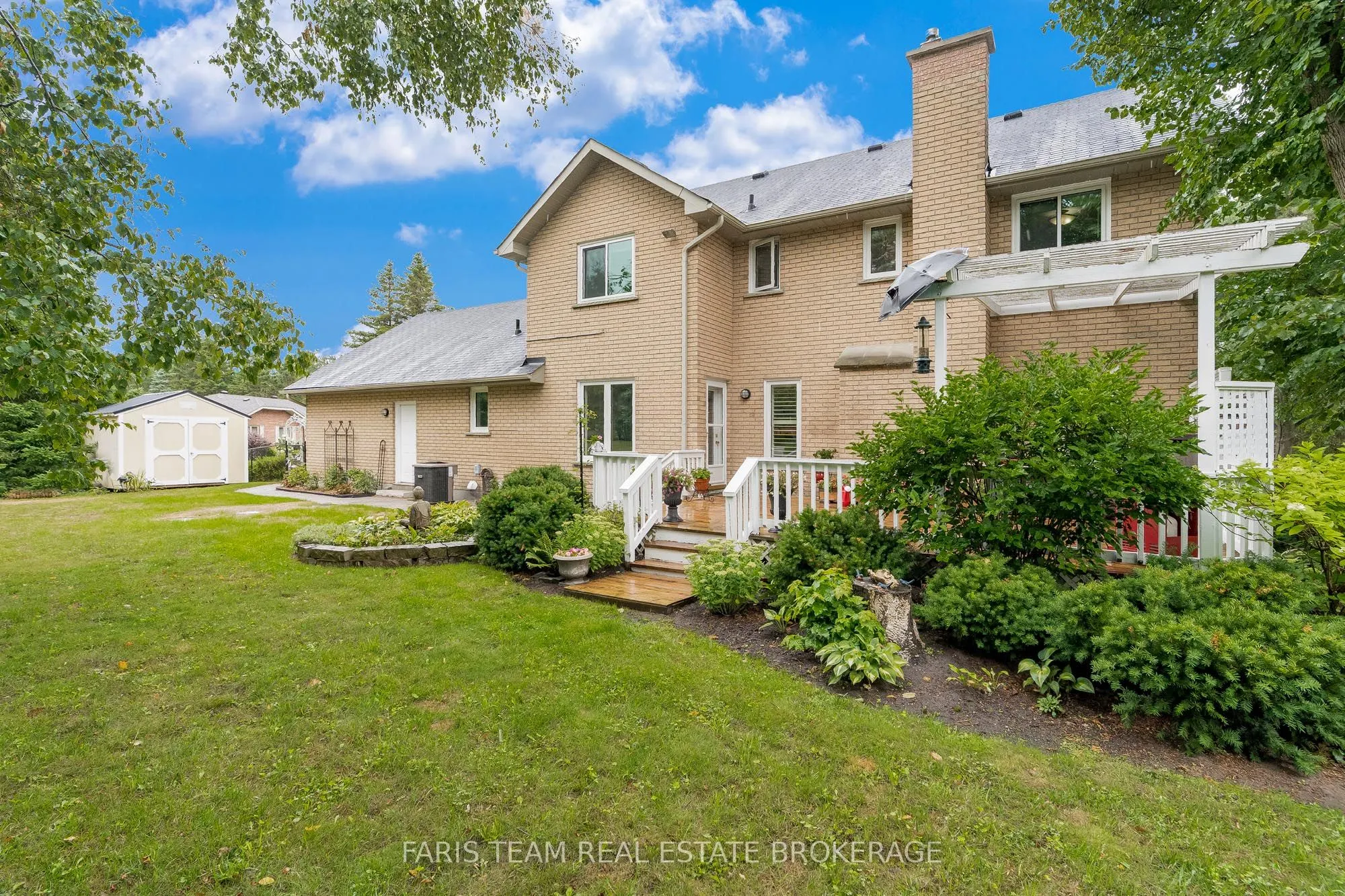 33 Willow Landing Road