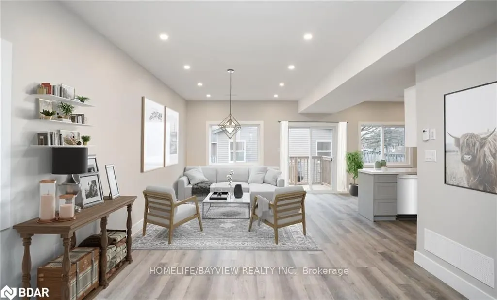 162 Penetanguishene Road, #Main & 2nd