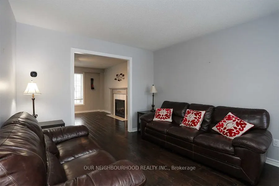 83 Cloughley Drive N
