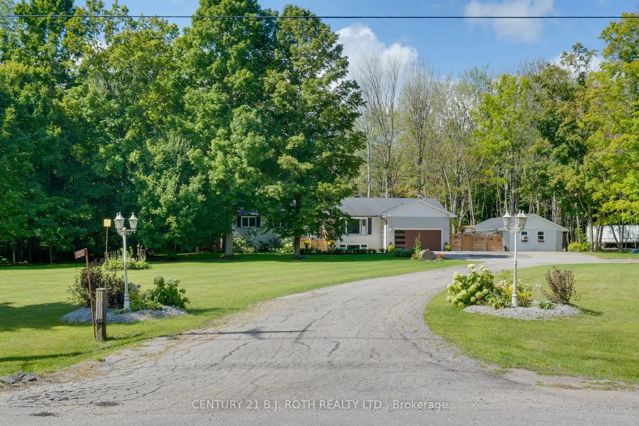1250 County Road 6 Road S