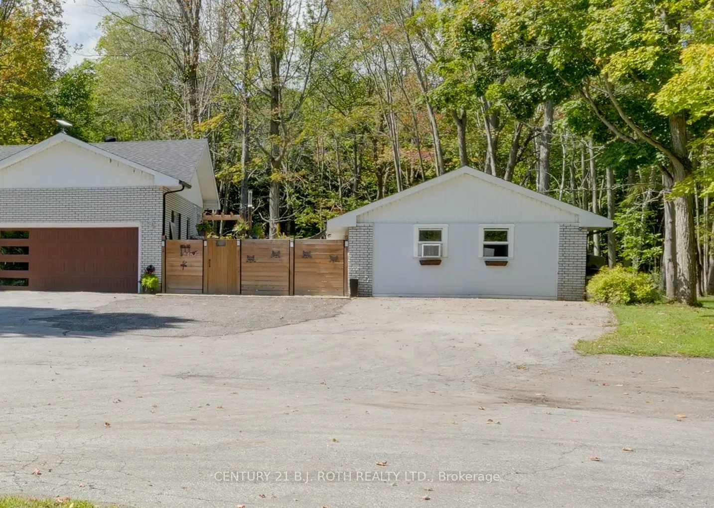 1250 County Road 6 Road S