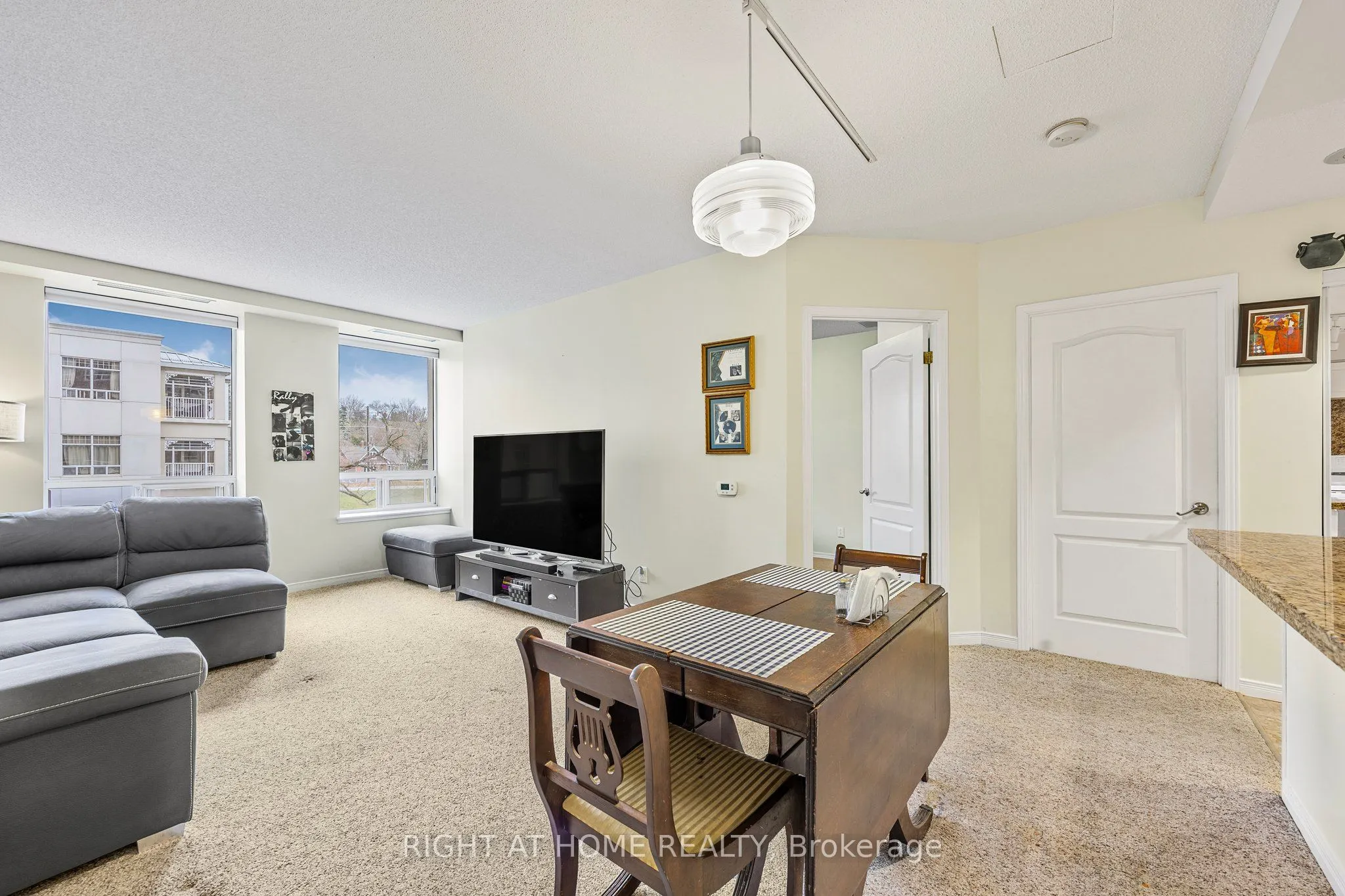 74 Ross Street, #53