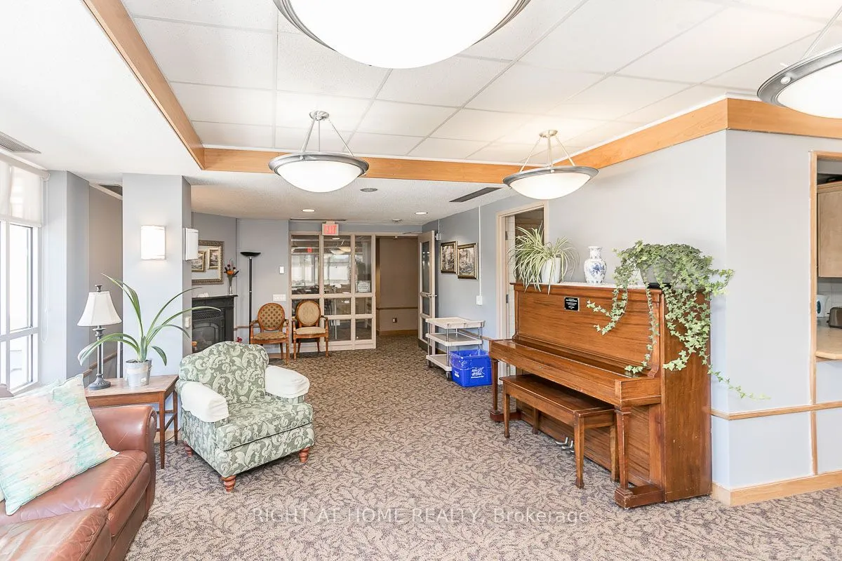 74 Ross Street, #53