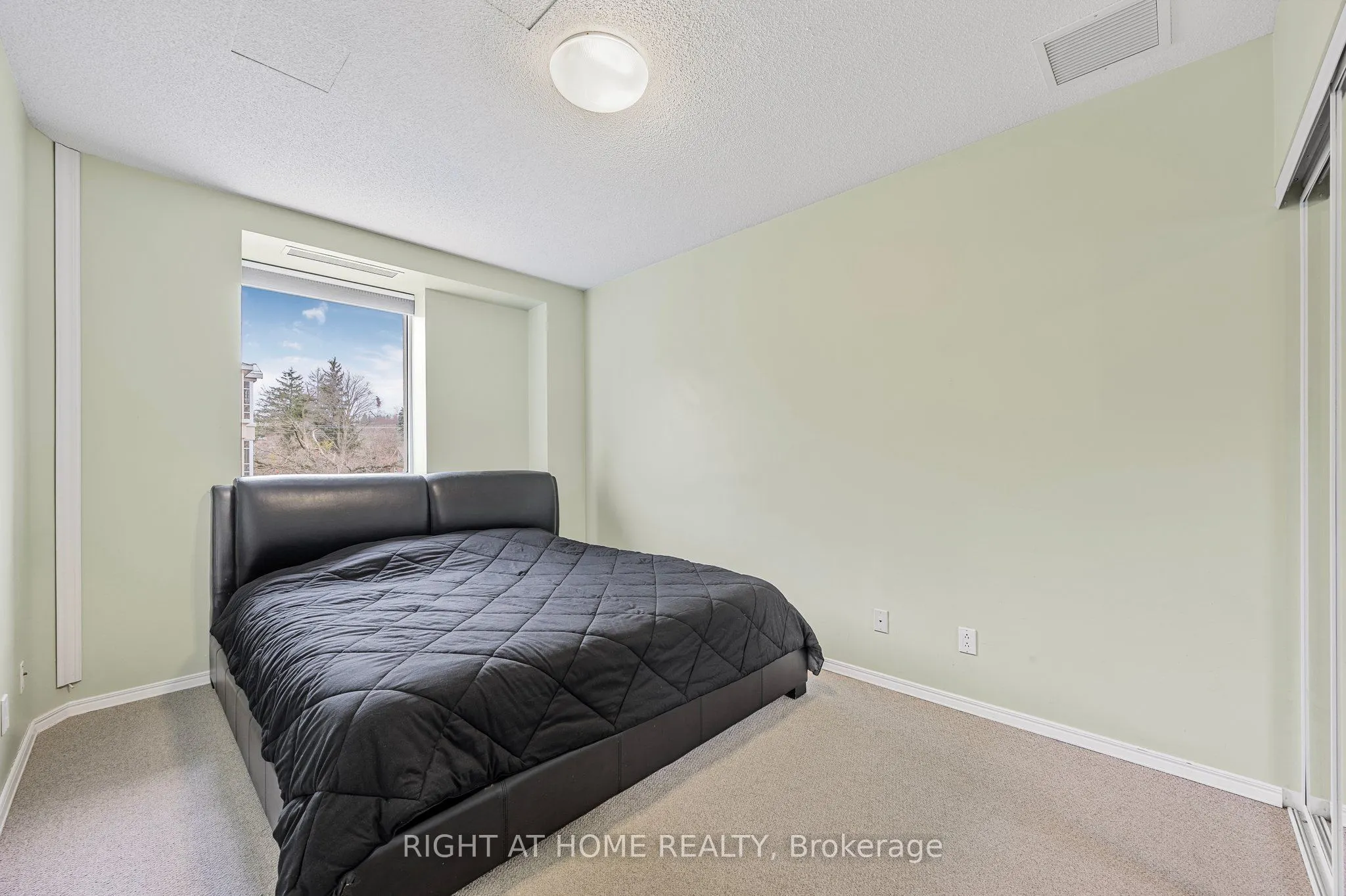 74 Ross Street, #53