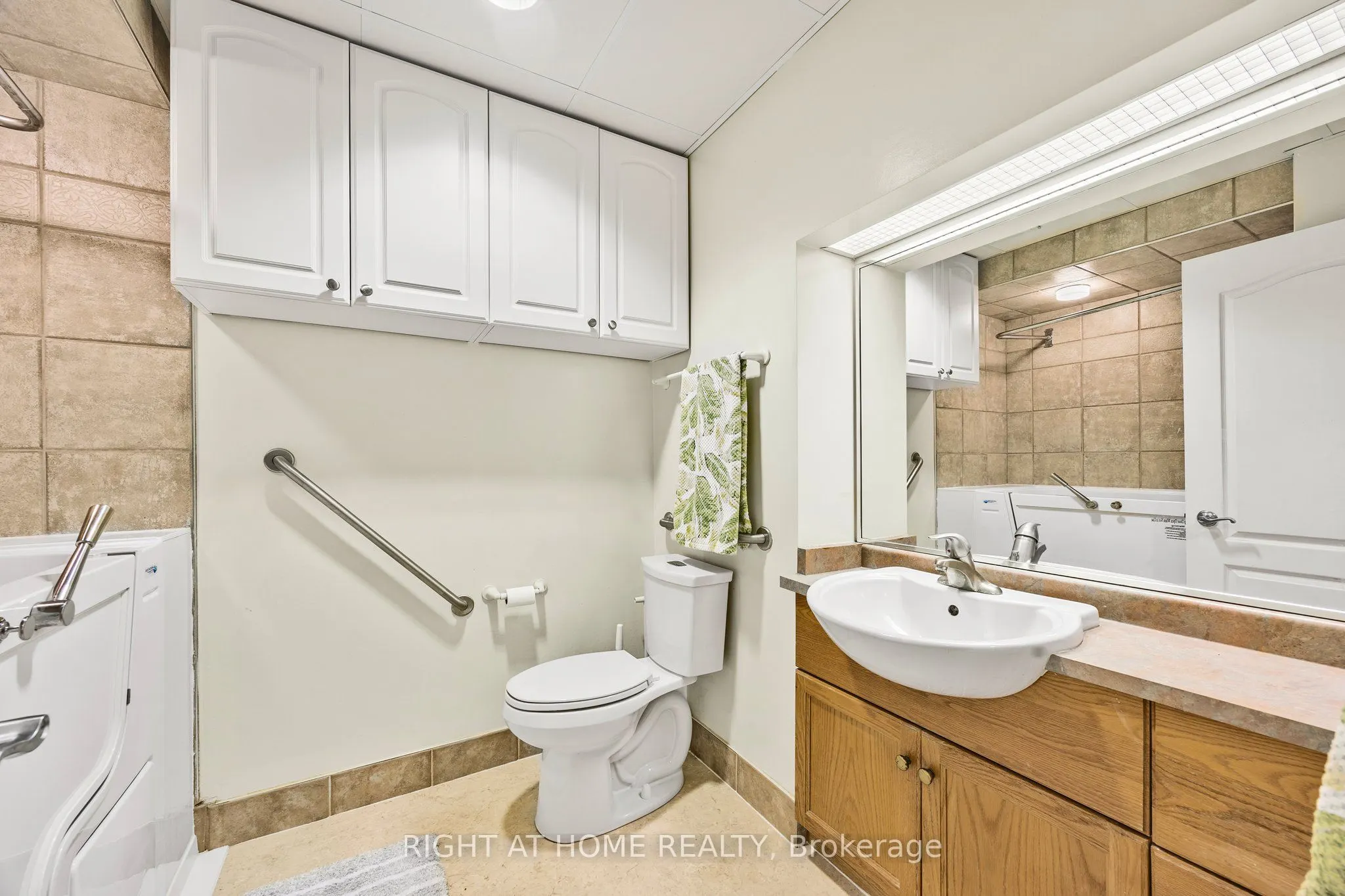 74 Ross Street, #53