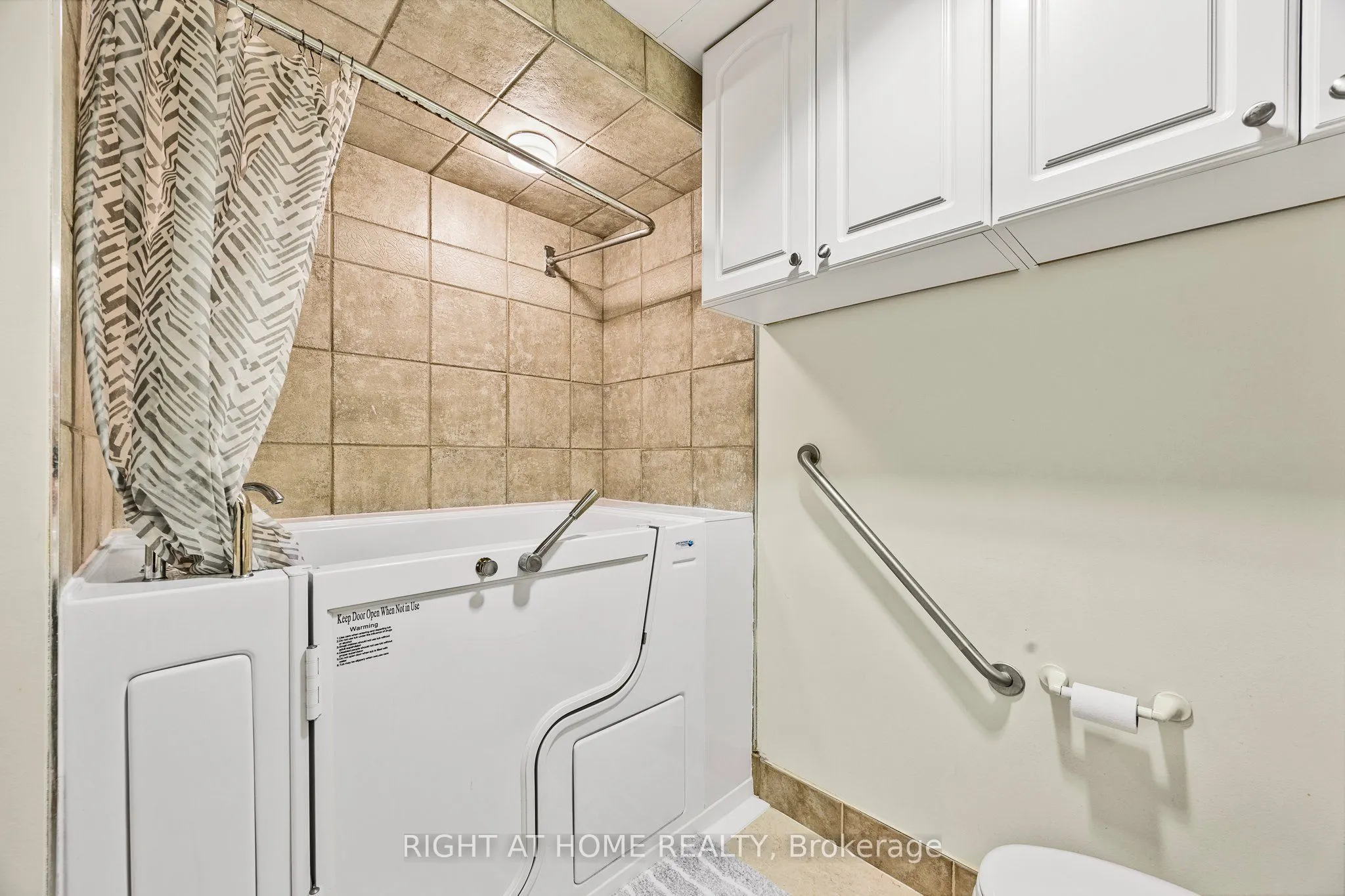 74 Ross Street, #53