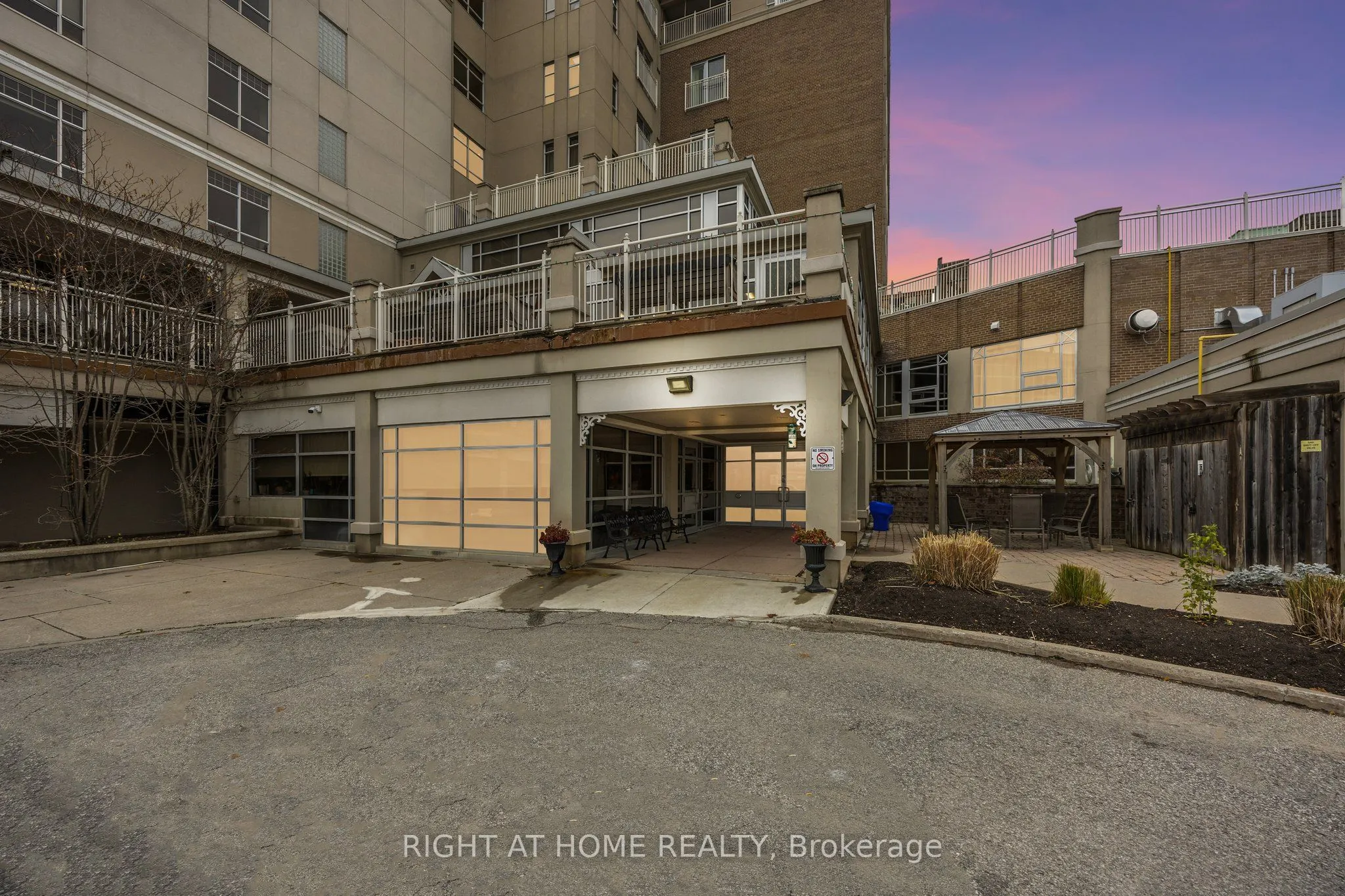 74 Ross Street, #53