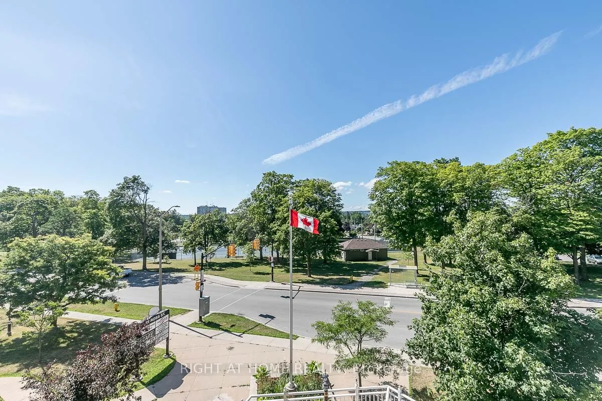 74 Ross Street, #53