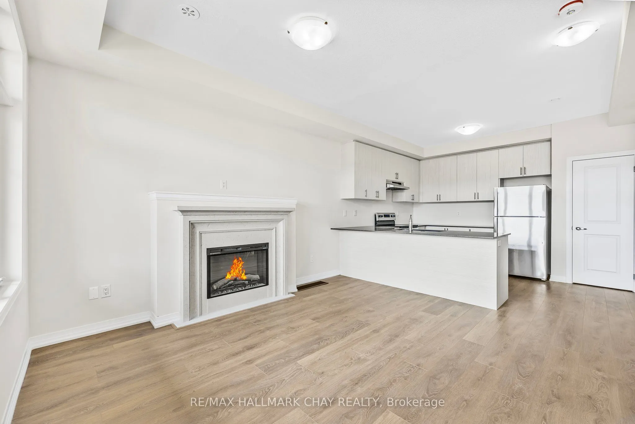 138 Turnberry Lane
