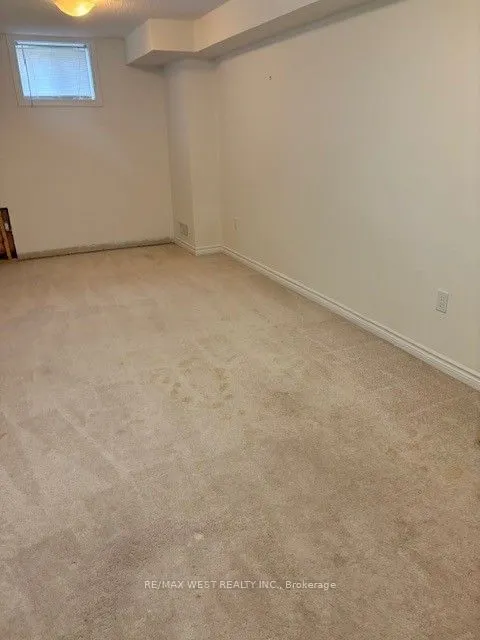 7 Village Gate Drive, #7