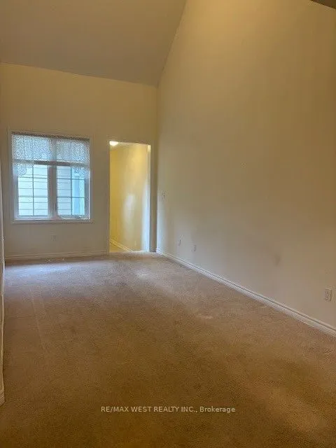 7 Village Gate Drive, #7