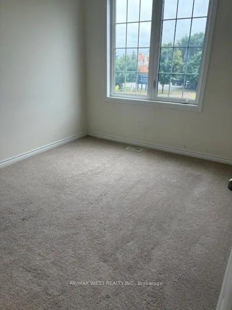 7 Village Gate Drive, #7