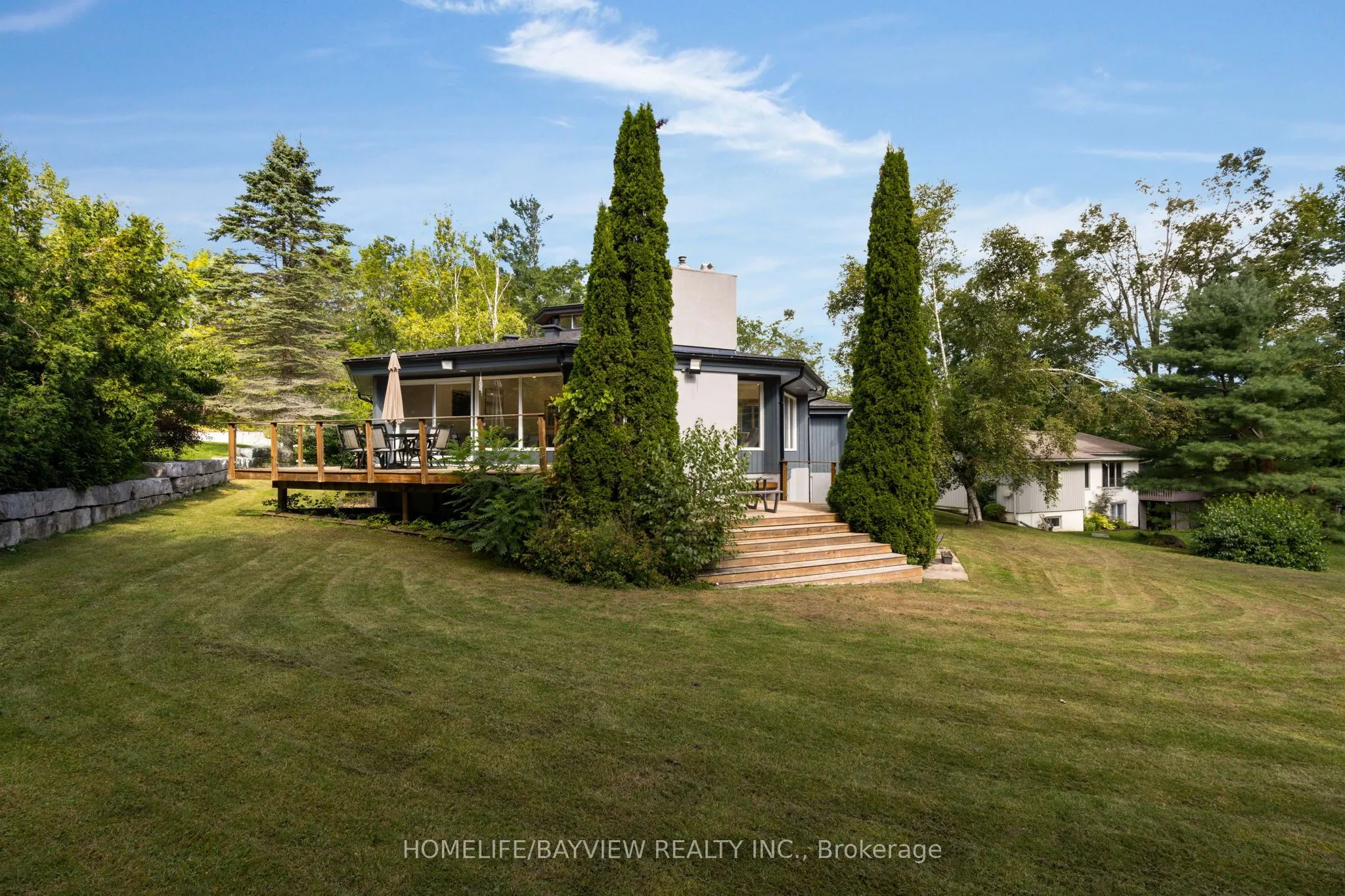 23 Country club Lane
