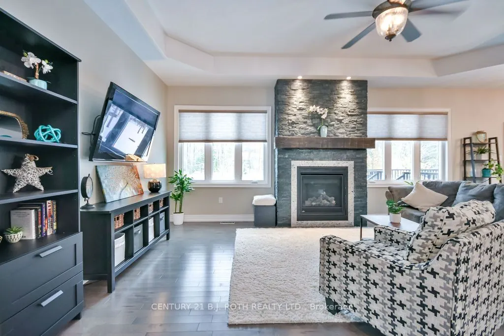 27 Houben Crescent