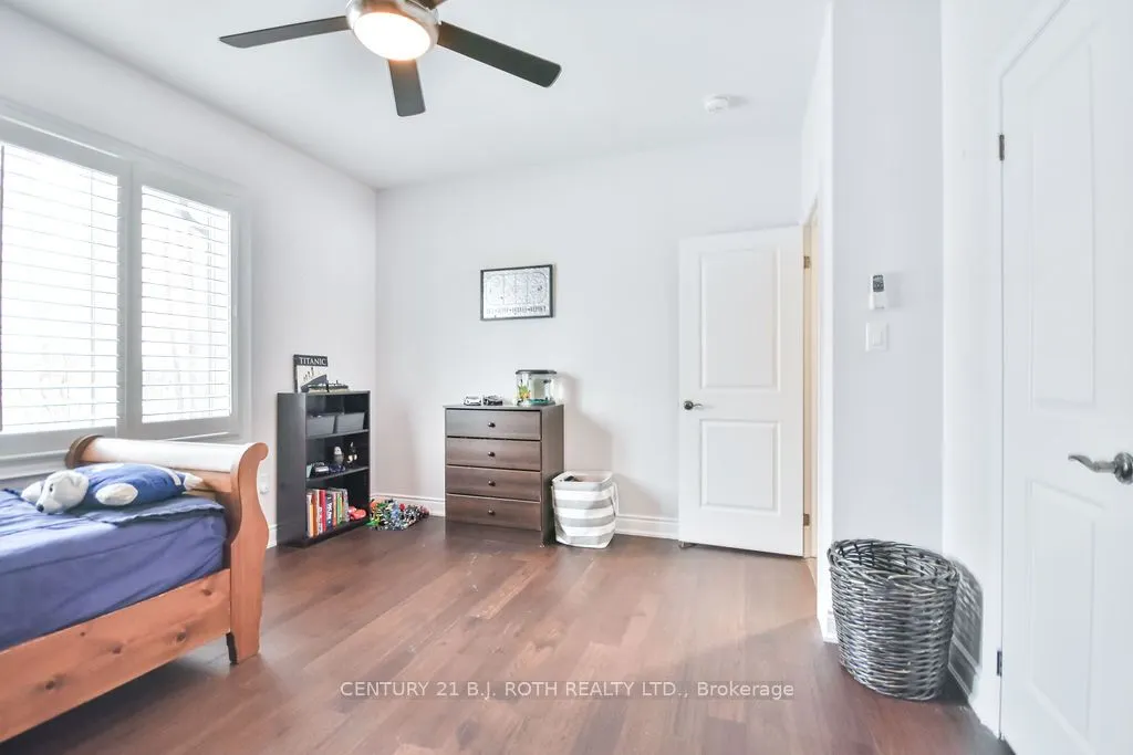 27 Houben Crescent