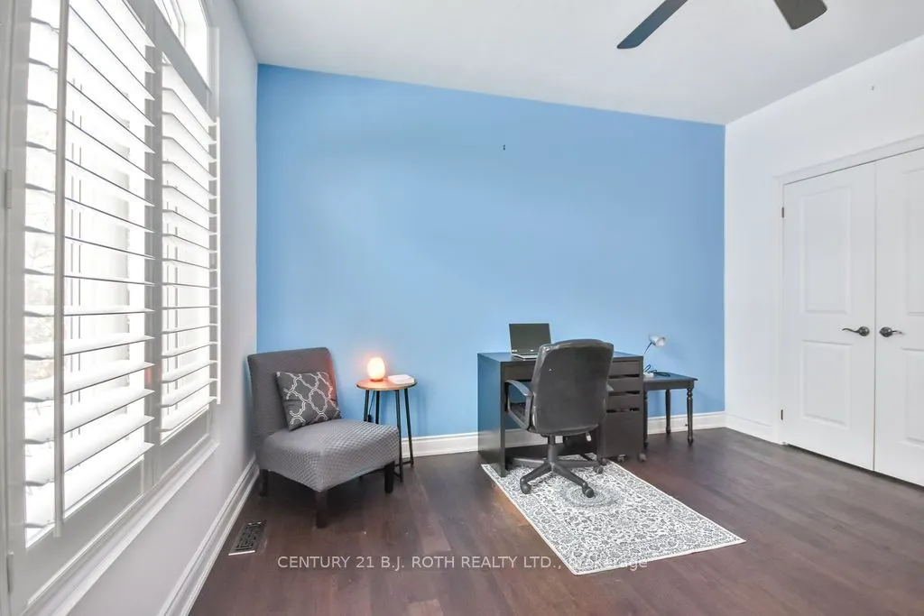27 Houben Crescent