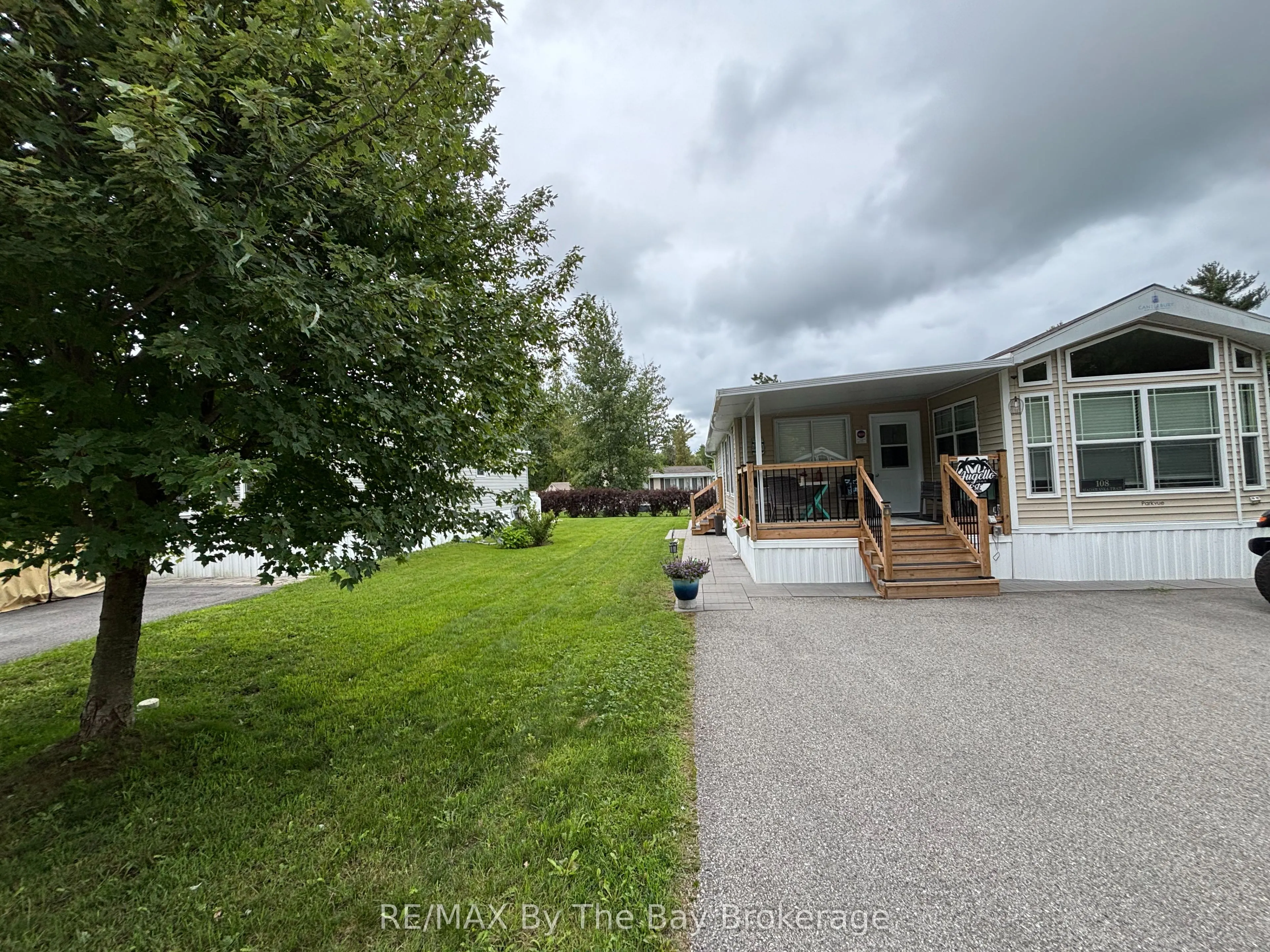 108 Madawaska Trail