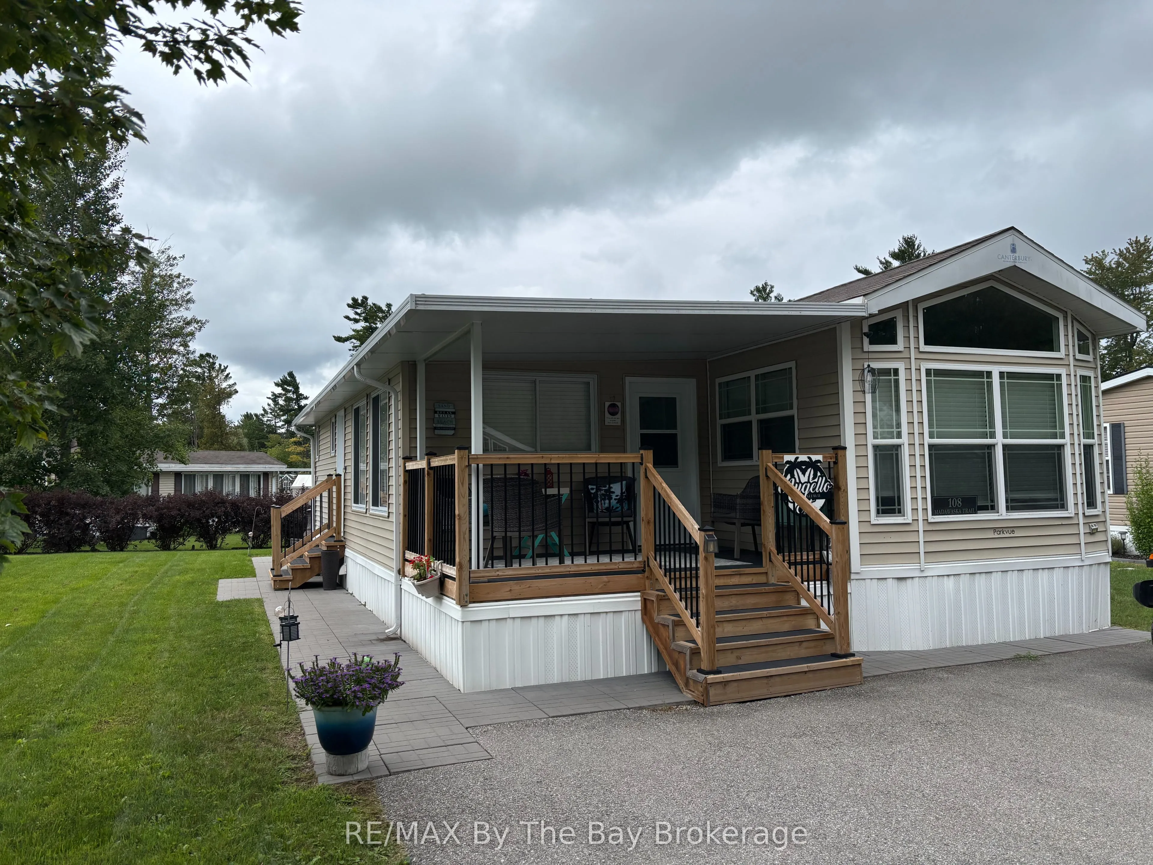 108 Madawaska Trail