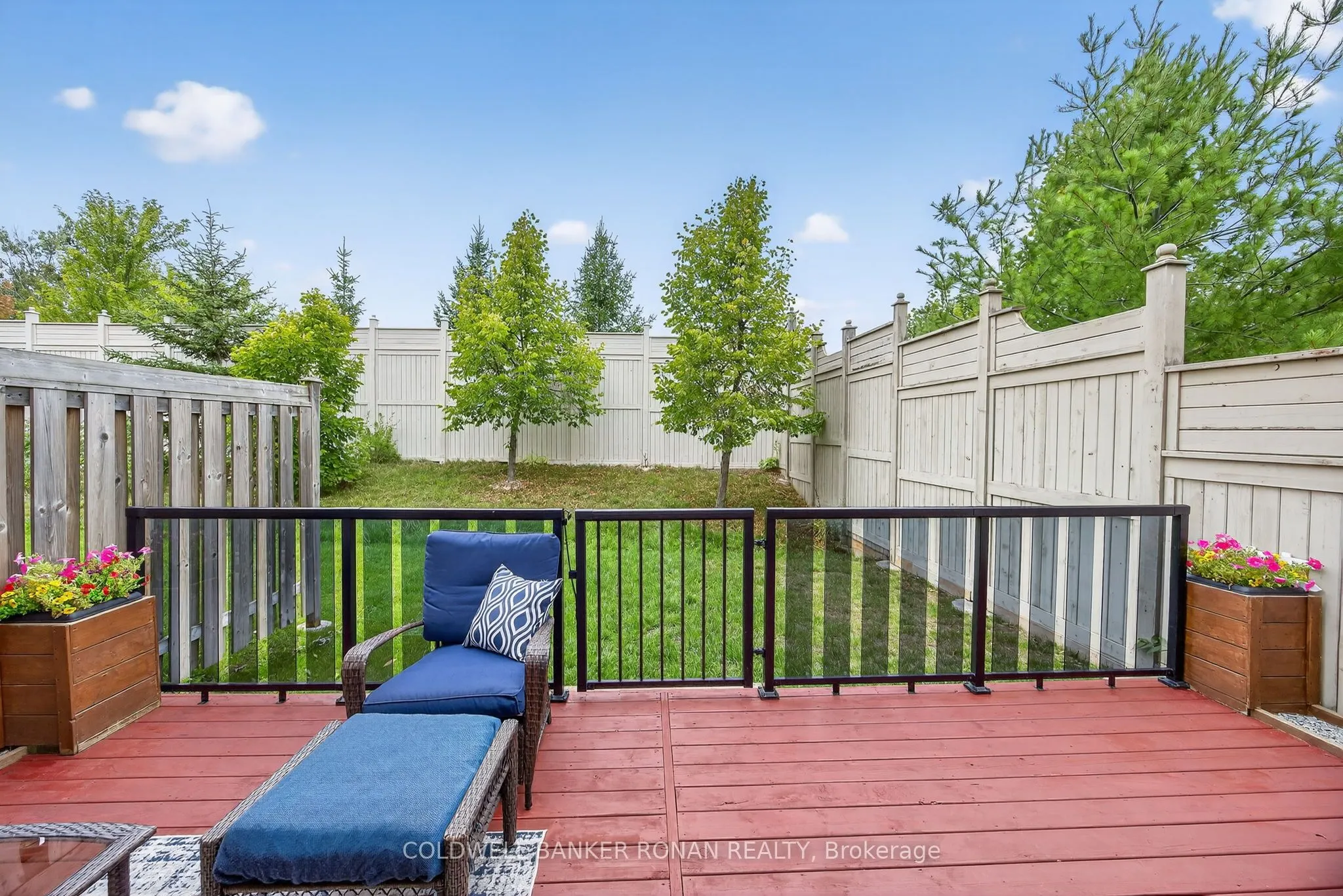 49 Ferndale Drive S, #8