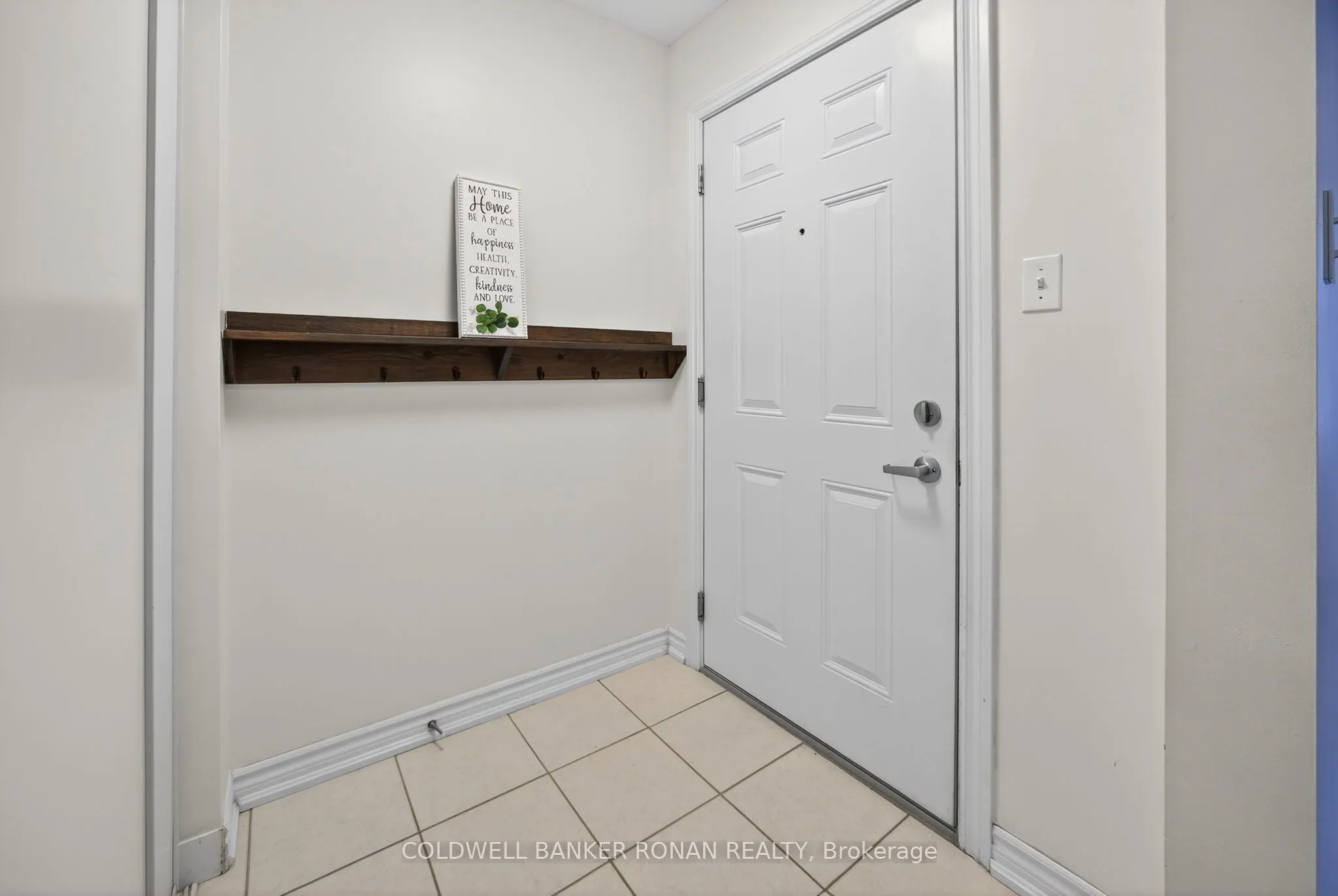 49 Ferndale Drive S, #8