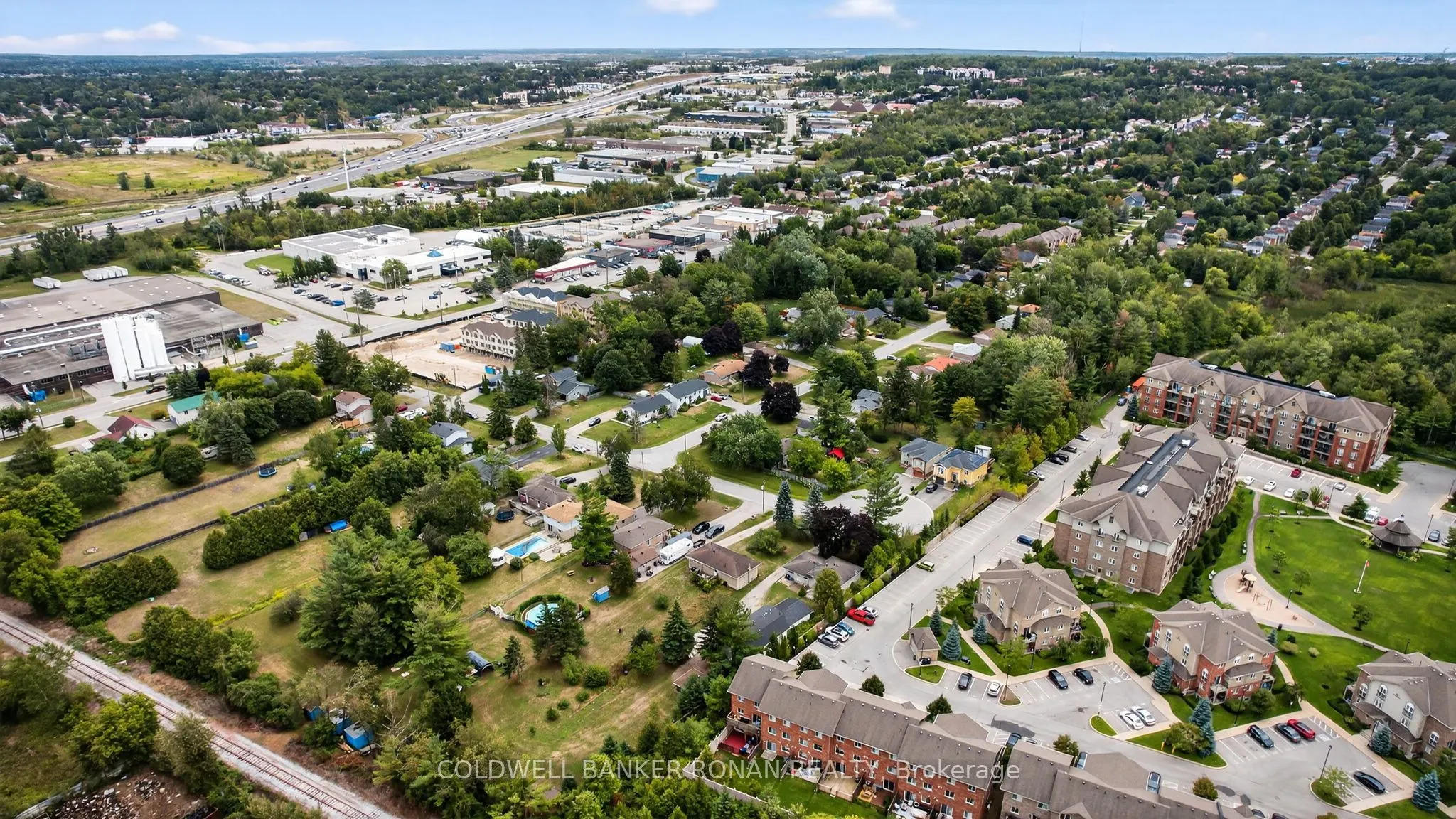 49 Ferndale Drive S, #8