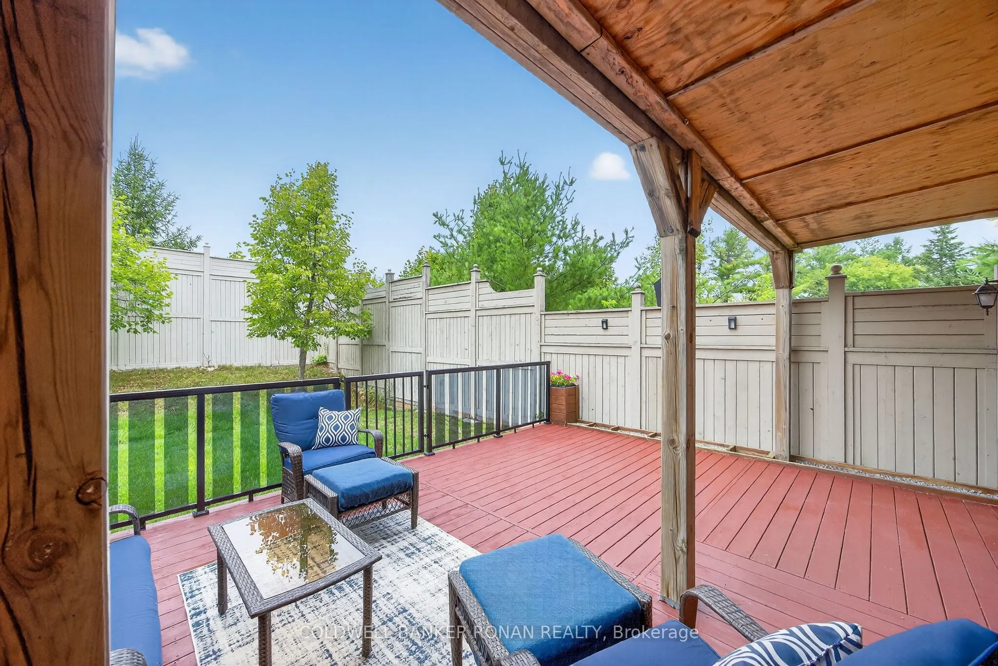 49 Ferndale Drive S, #8