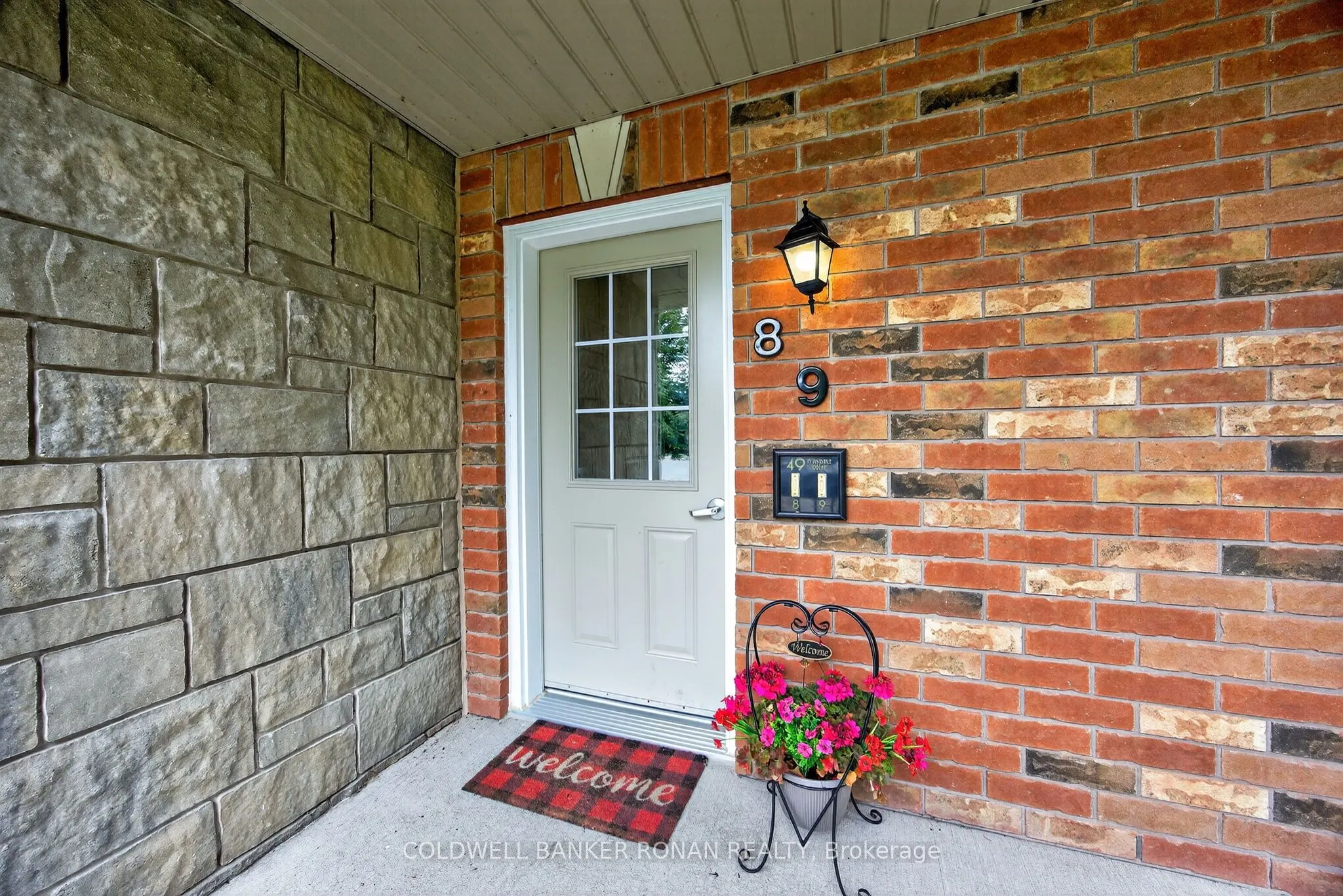 49 Ferndale Drive S, #8