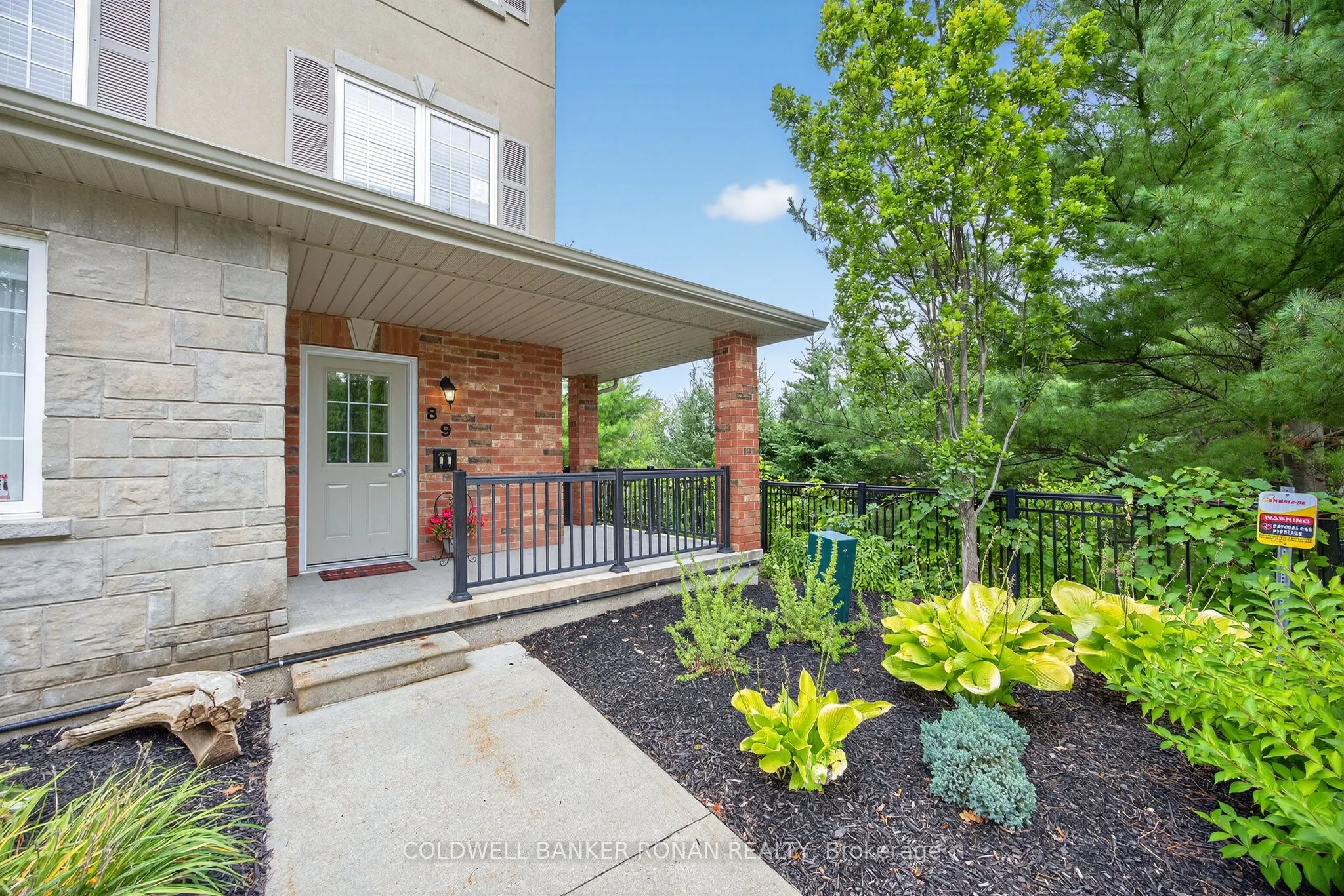 49 Ferndale Drive S, #8
