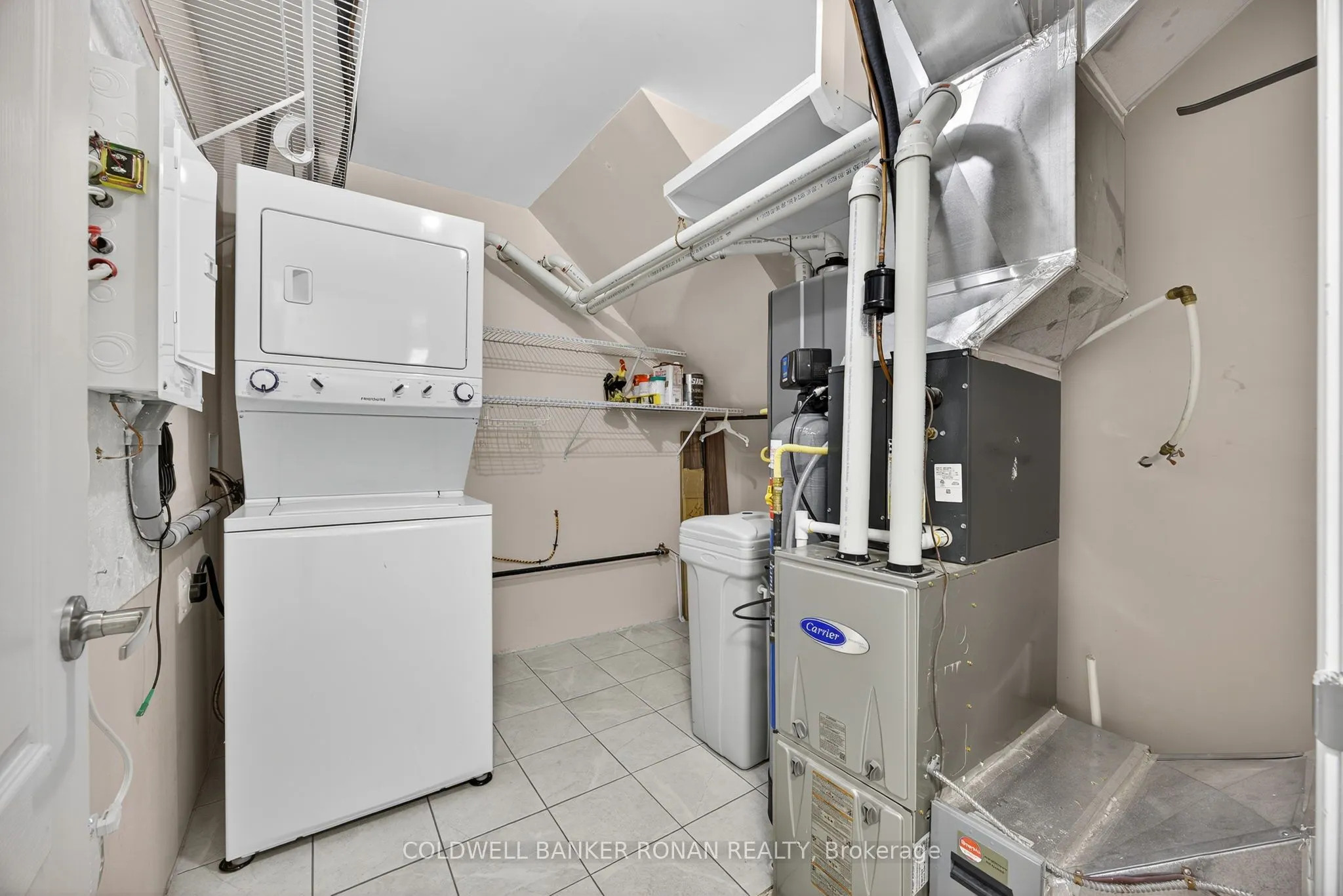 49 Ferndale Drive S, #8