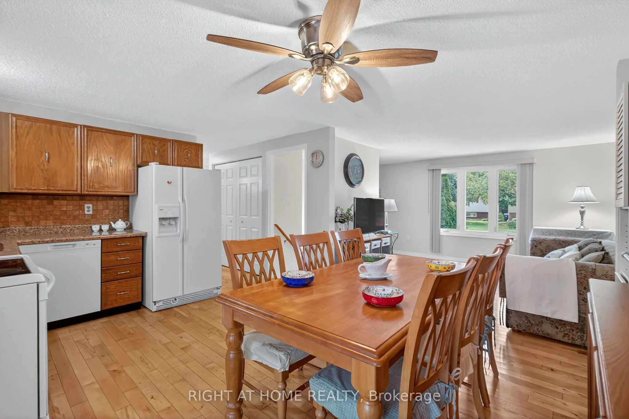 688 Bayview Drive