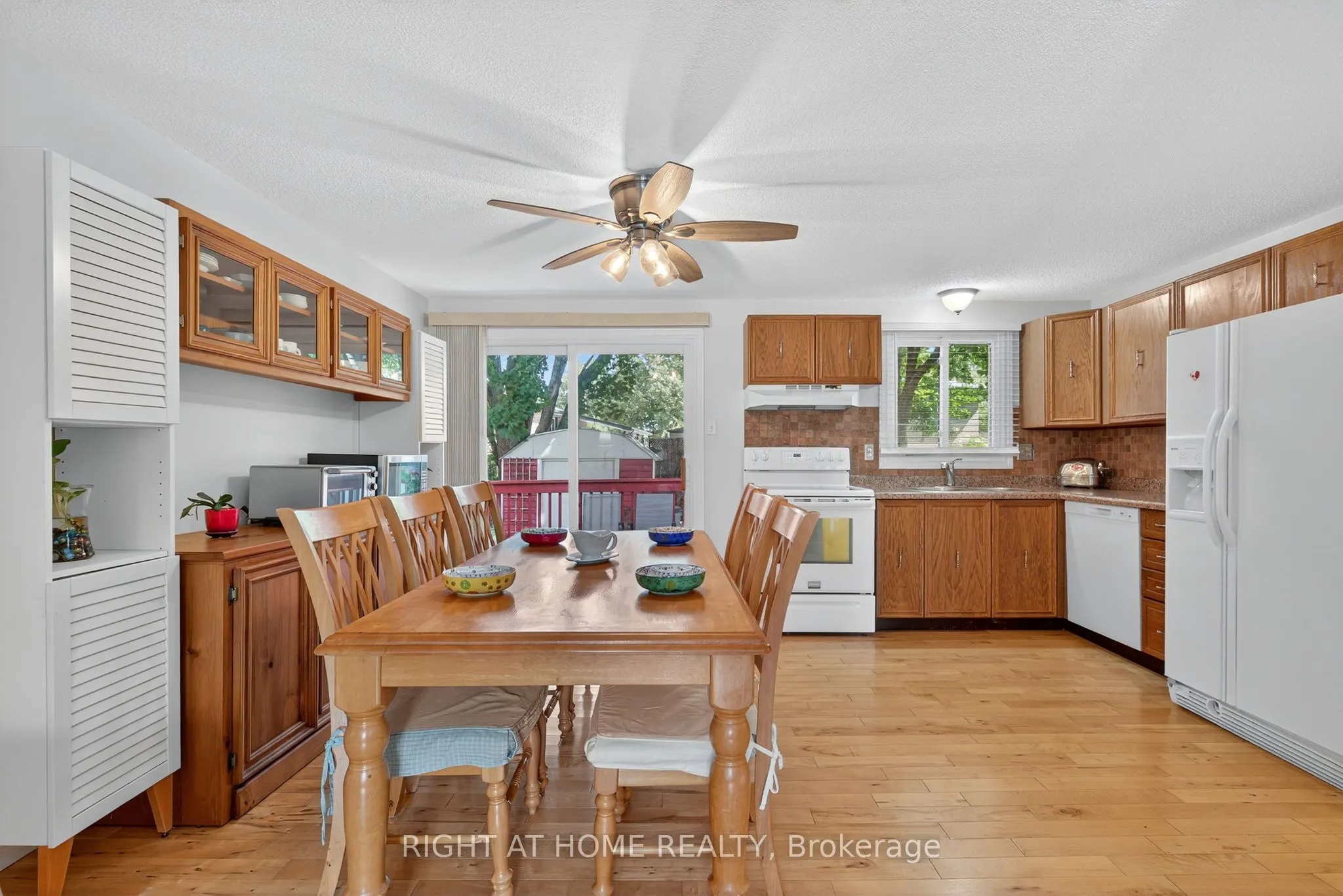 688 Bayview Drive