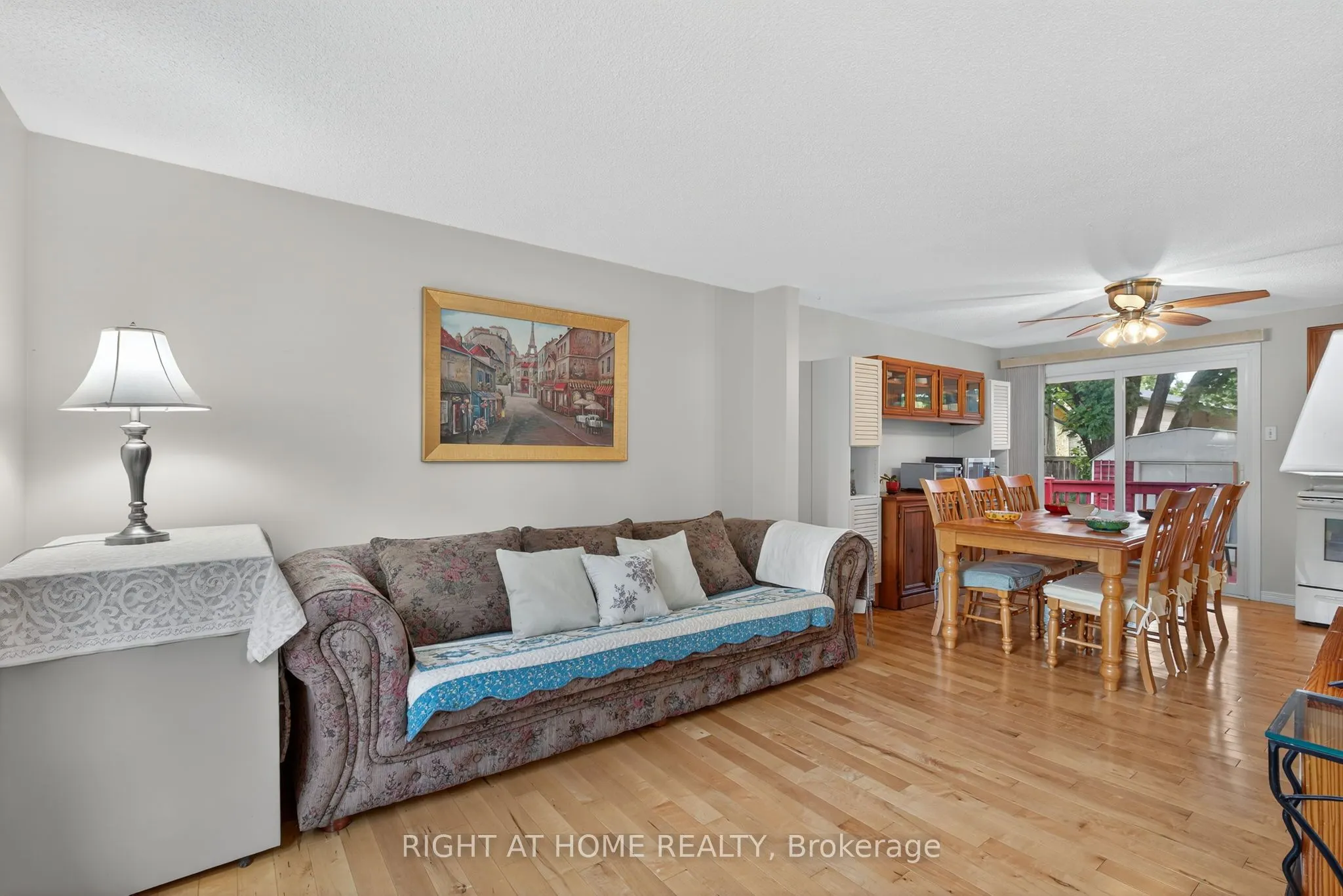 688 Bayview Drive